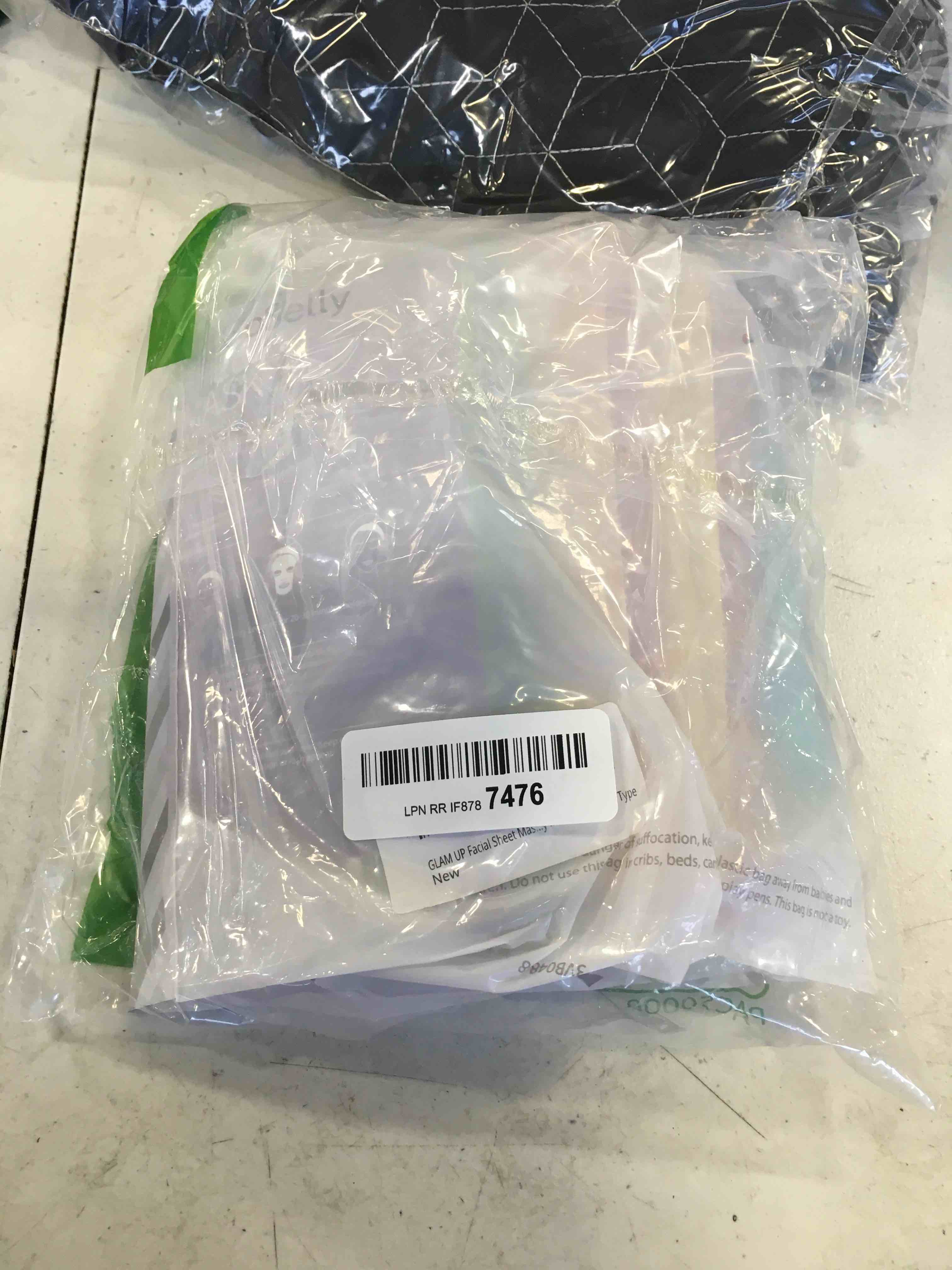 https://s3.amazonaws.com/lotting-images-prod/bidfta/BLU6261907_1715603127150.jpeg