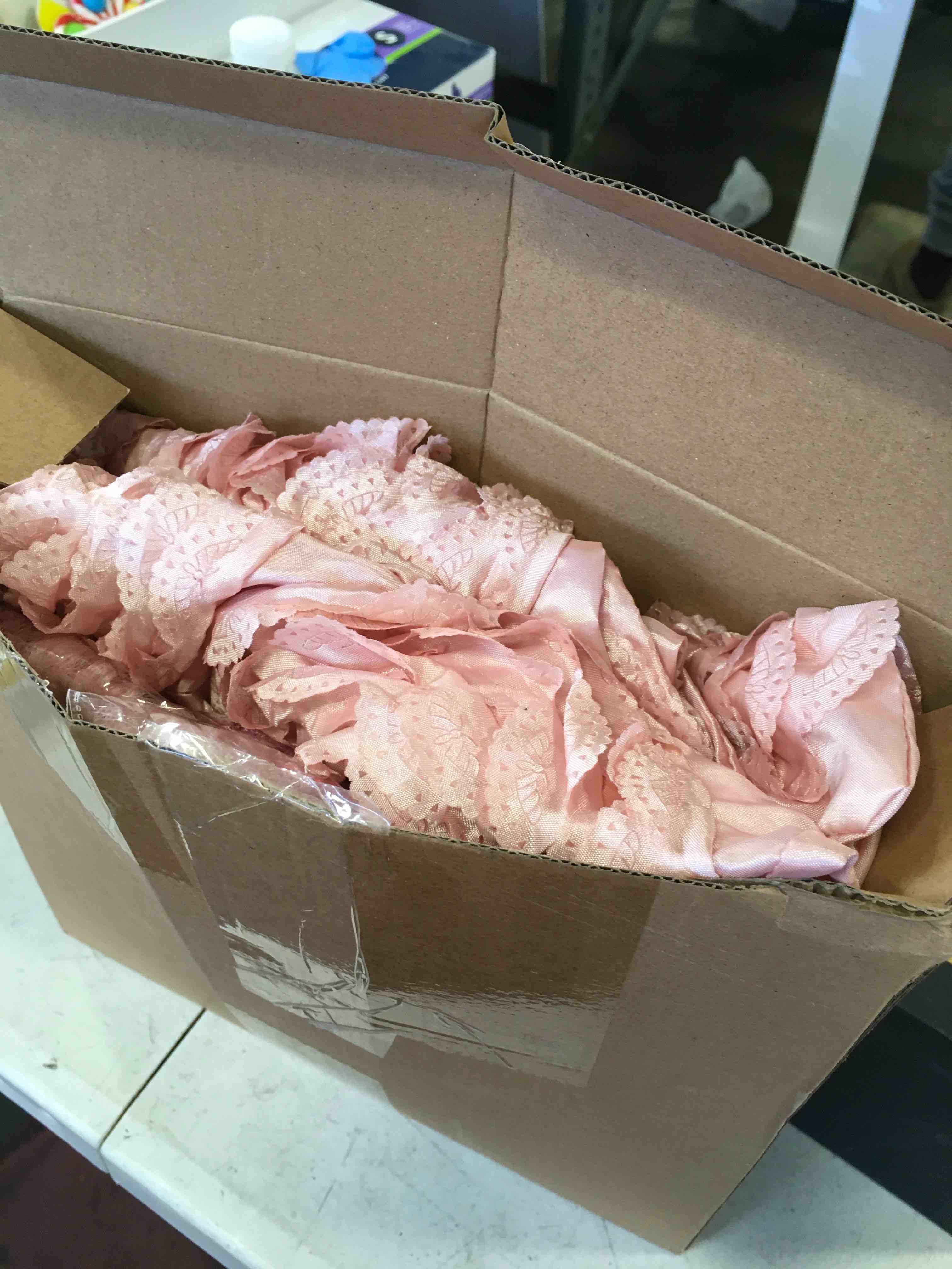 https://s3.amazonaws.com/lotting-images-prod/bidfta/BLU6261920_1715604879867.jpeg