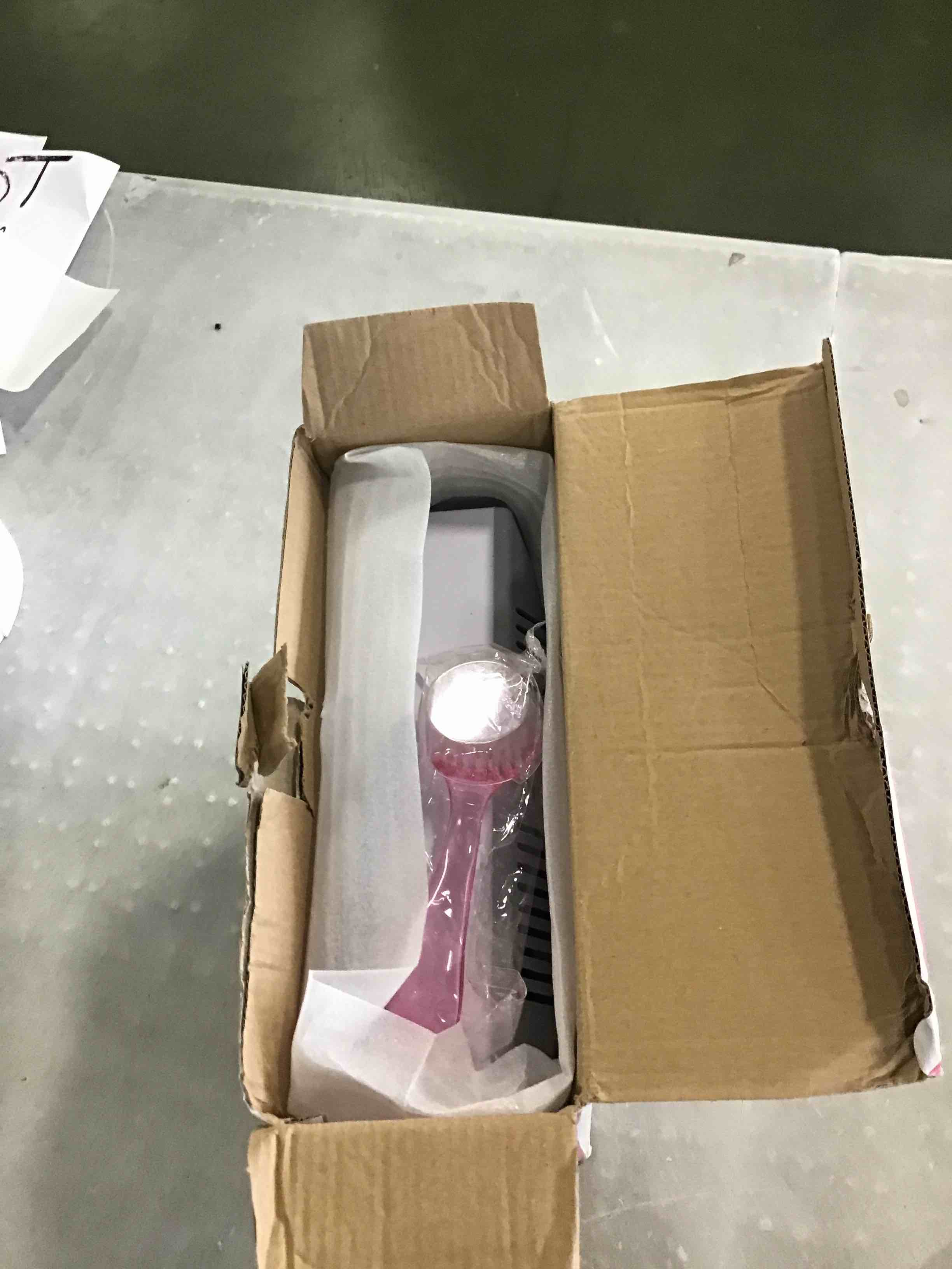 https://s3.amazonaws.com/lotting-images-prod/bidfta/BLU6262968_1715280356547.jpeg