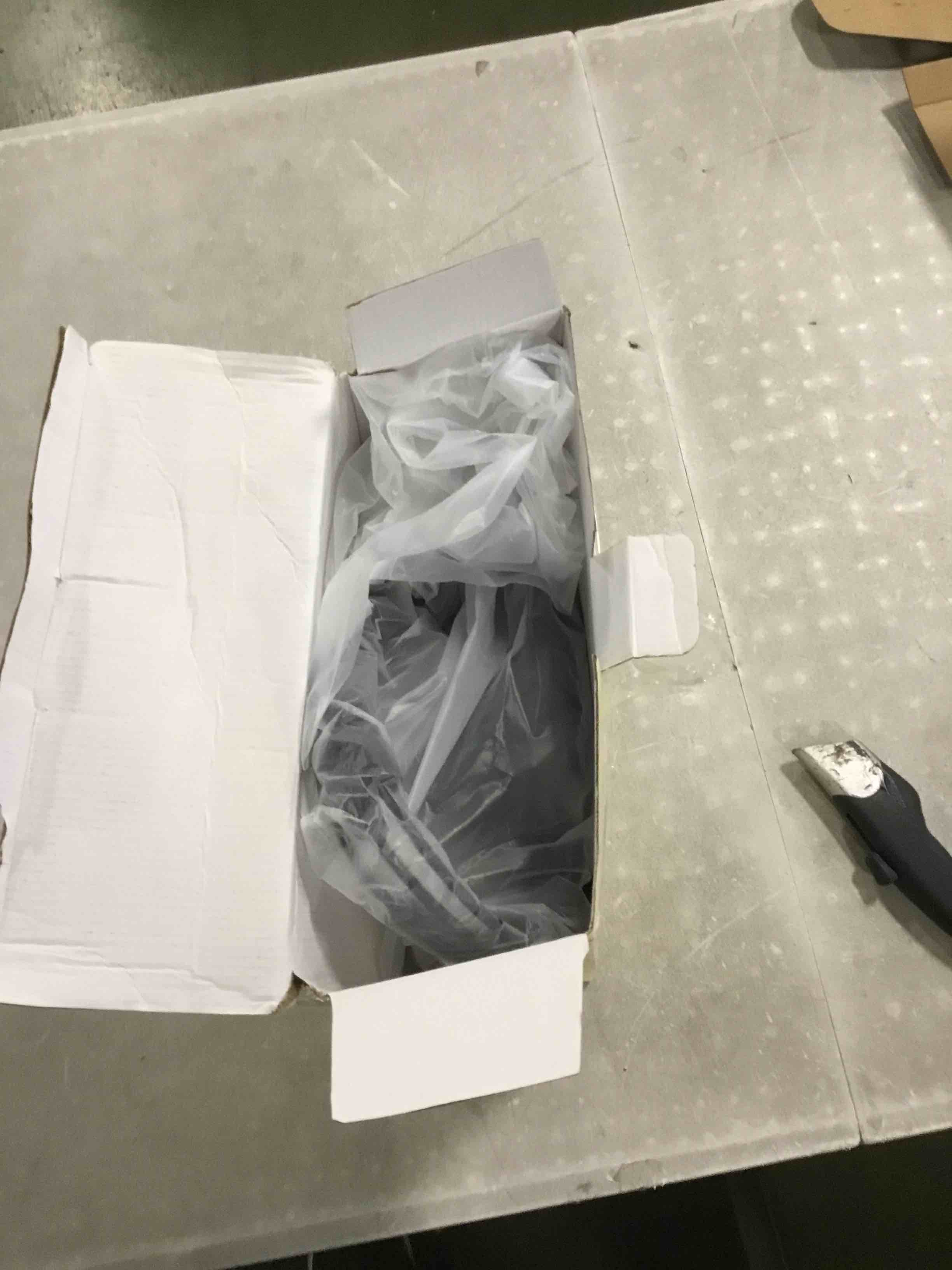 https://s3.amazonaws.com/lotting-images-prod/bidfta/BLU6263575_1715689065621.jpeg