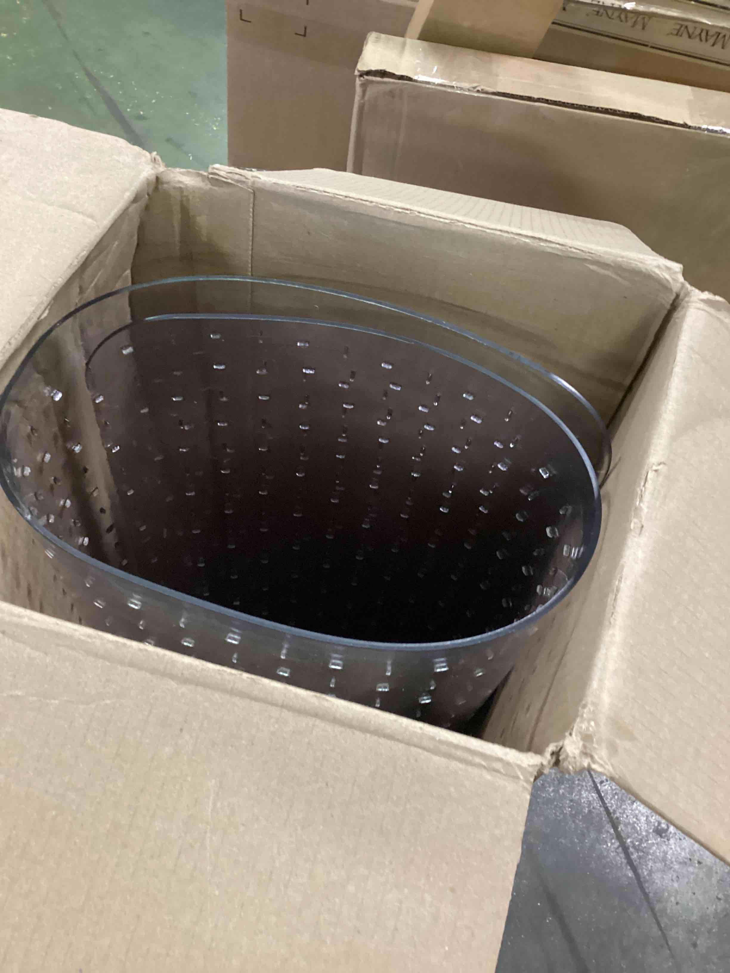 https://s3.amazonaws.com/lotting-images-prod/bidfta/BLU6264850_1715280546761.jpeg