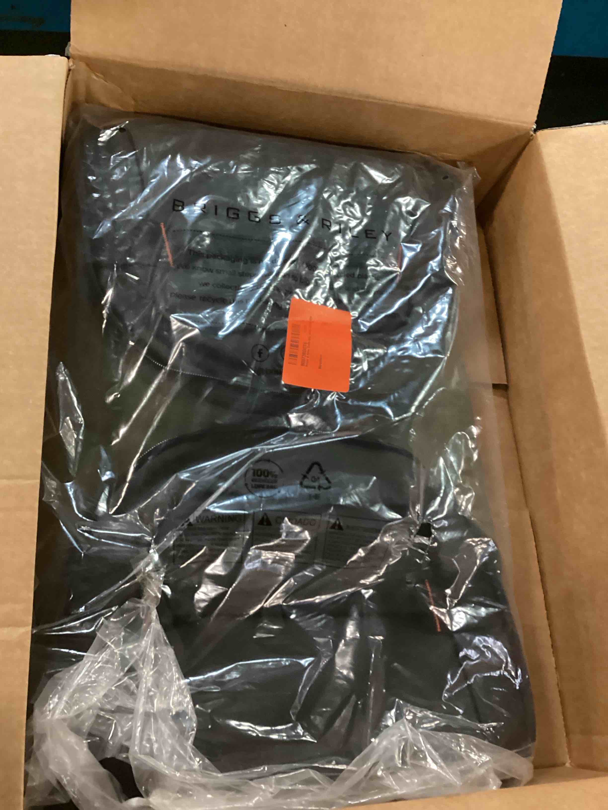 https://s3.amazonaws.com/lotting-images-prod/bidfta/BLU6266252_1715268708796.jpeg