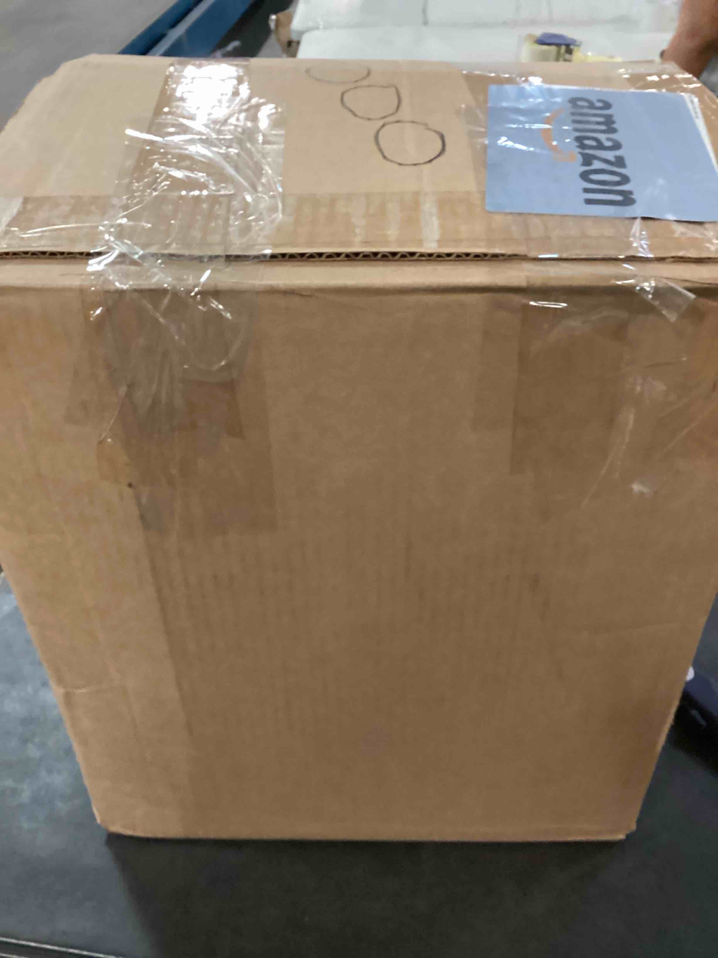 https://s3.amazonaws.com/lotting-images-prod/bidfta/BLU6266257_1715269144974.jpeg
