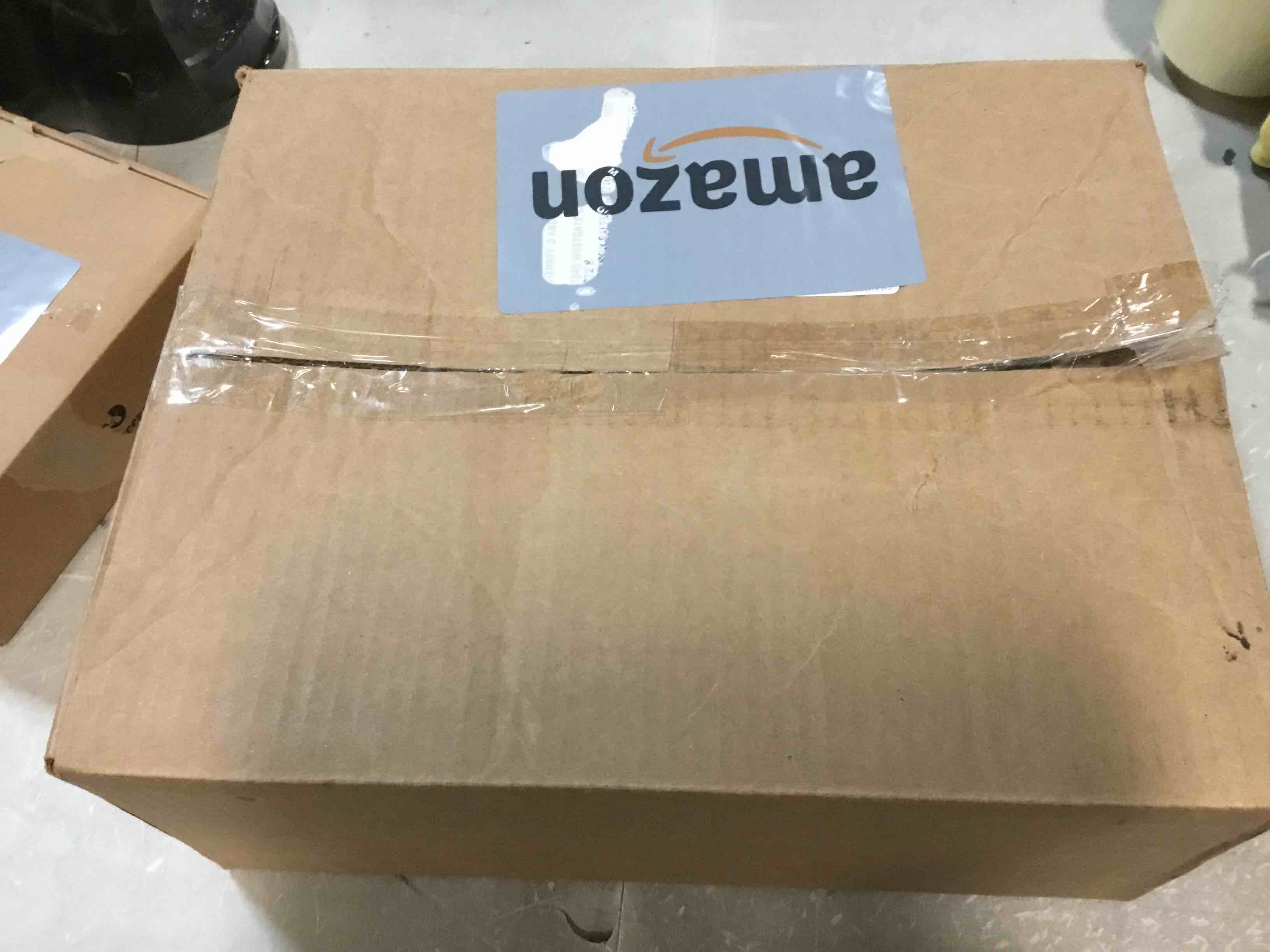 https://s3.amazonaws.com/lotting-images-prod/bidfta/BLU6266660_1715428898300.jpeg