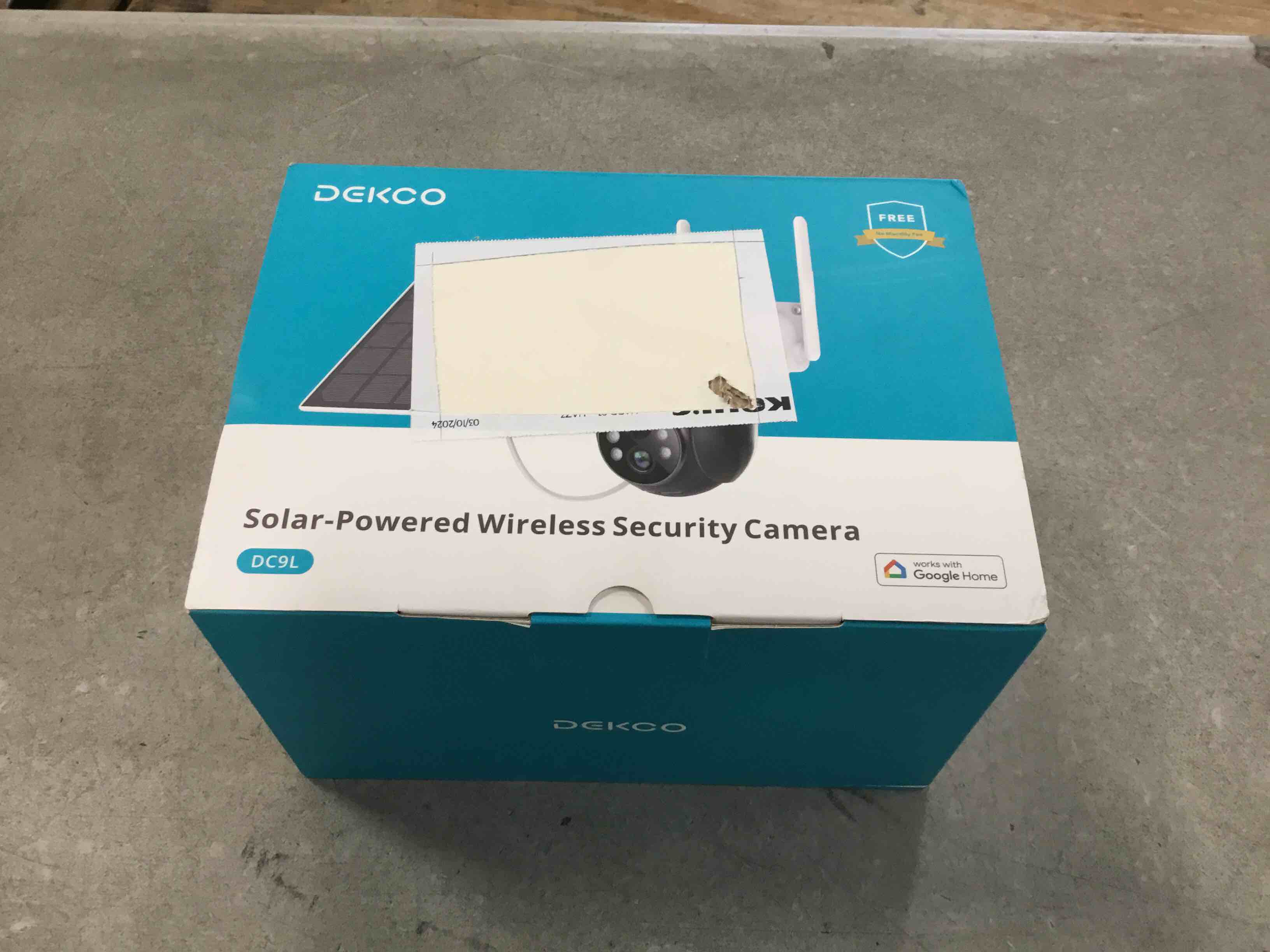 https://s3.amazonaws.com/lotting-images-prod/bidfta/BLU6266808_1715437936773.jpeg