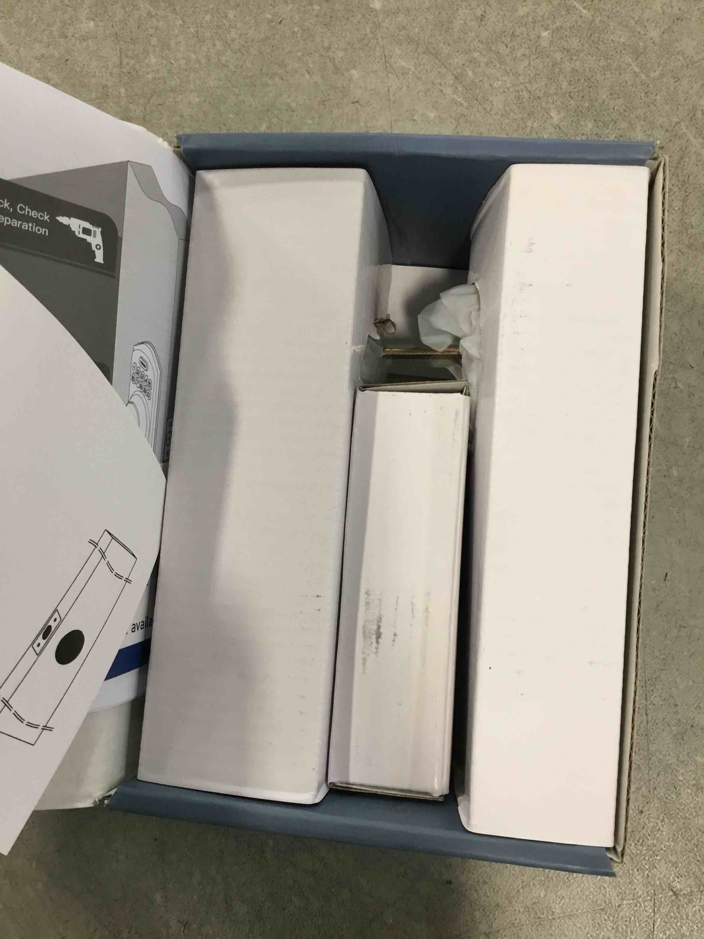 https://s3.amazonaws.com/lotting-images-prod/bidfta/BLU6266829_1715439234555.jpeg