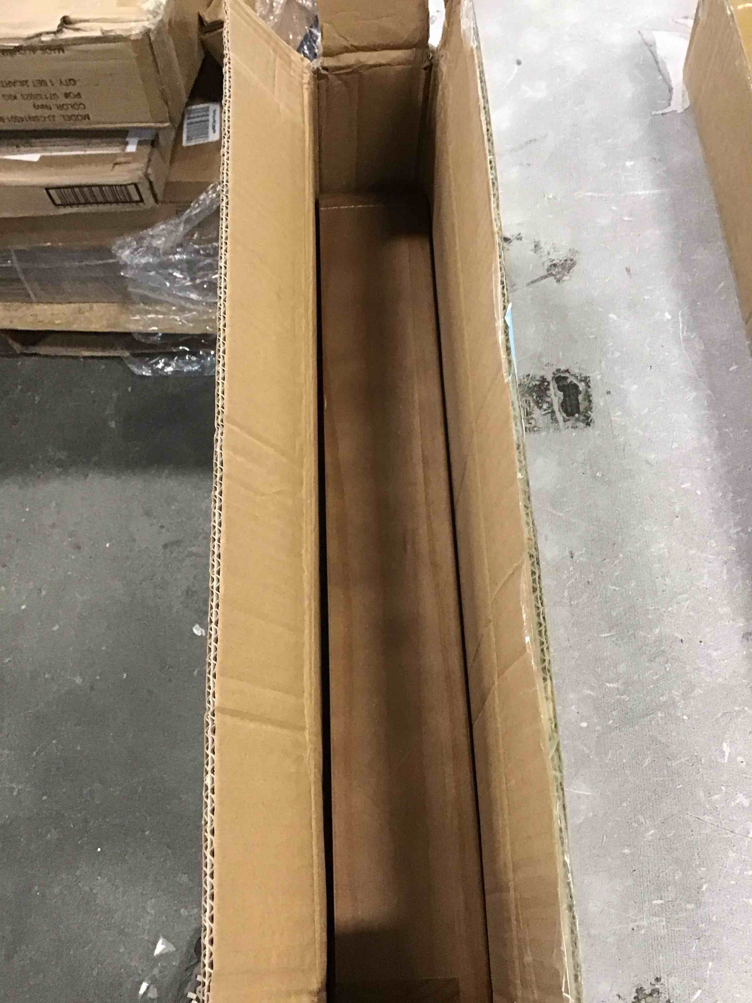 https://s3.amazonaws.com/lotting-images-prod/bidfta/BLU6266998_1715881412811.jpeg