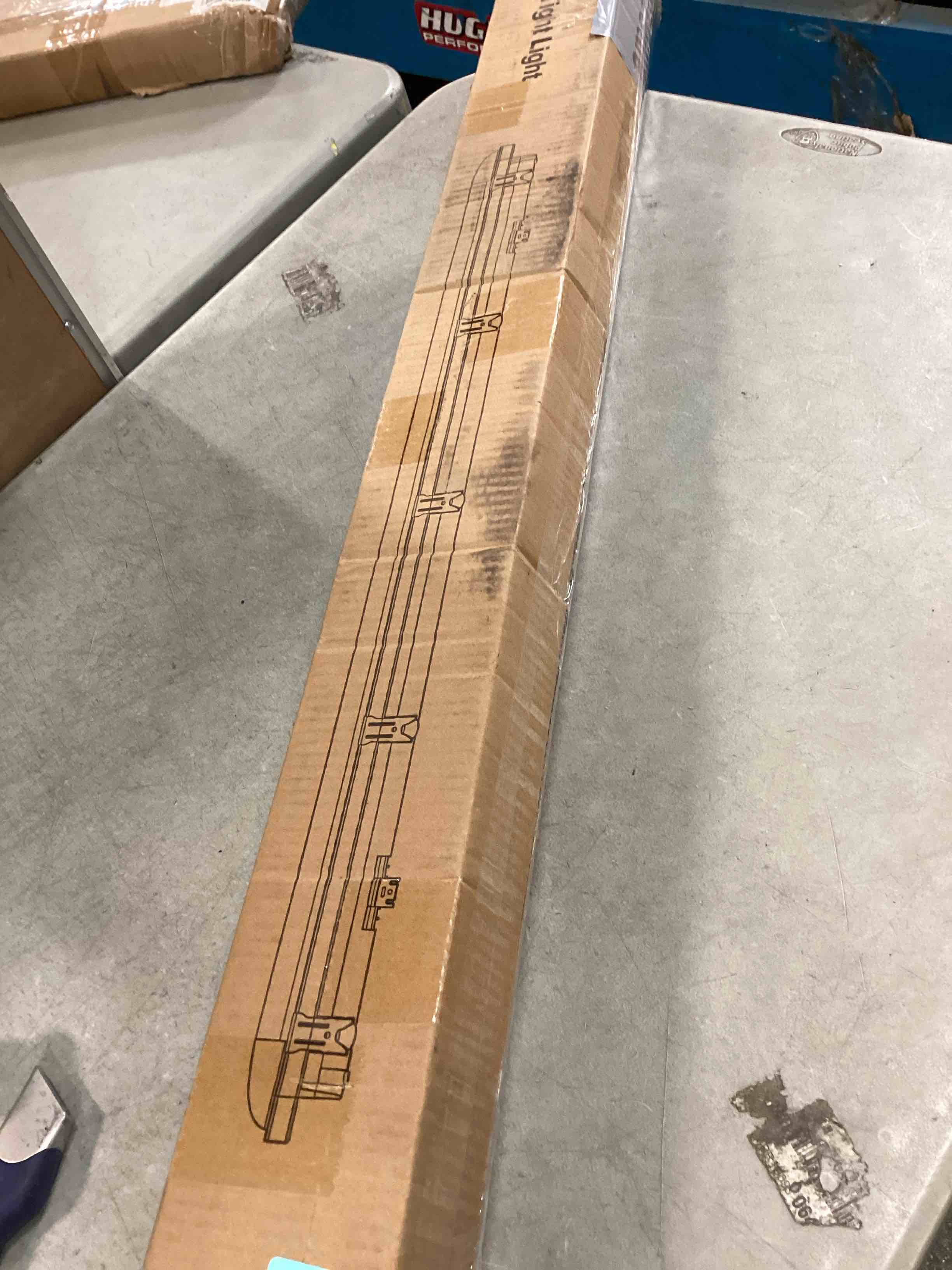 https://s3.amazonaws.com/lotting-images-prod/bidfta/BLU6267337_1716221389756.jpeg