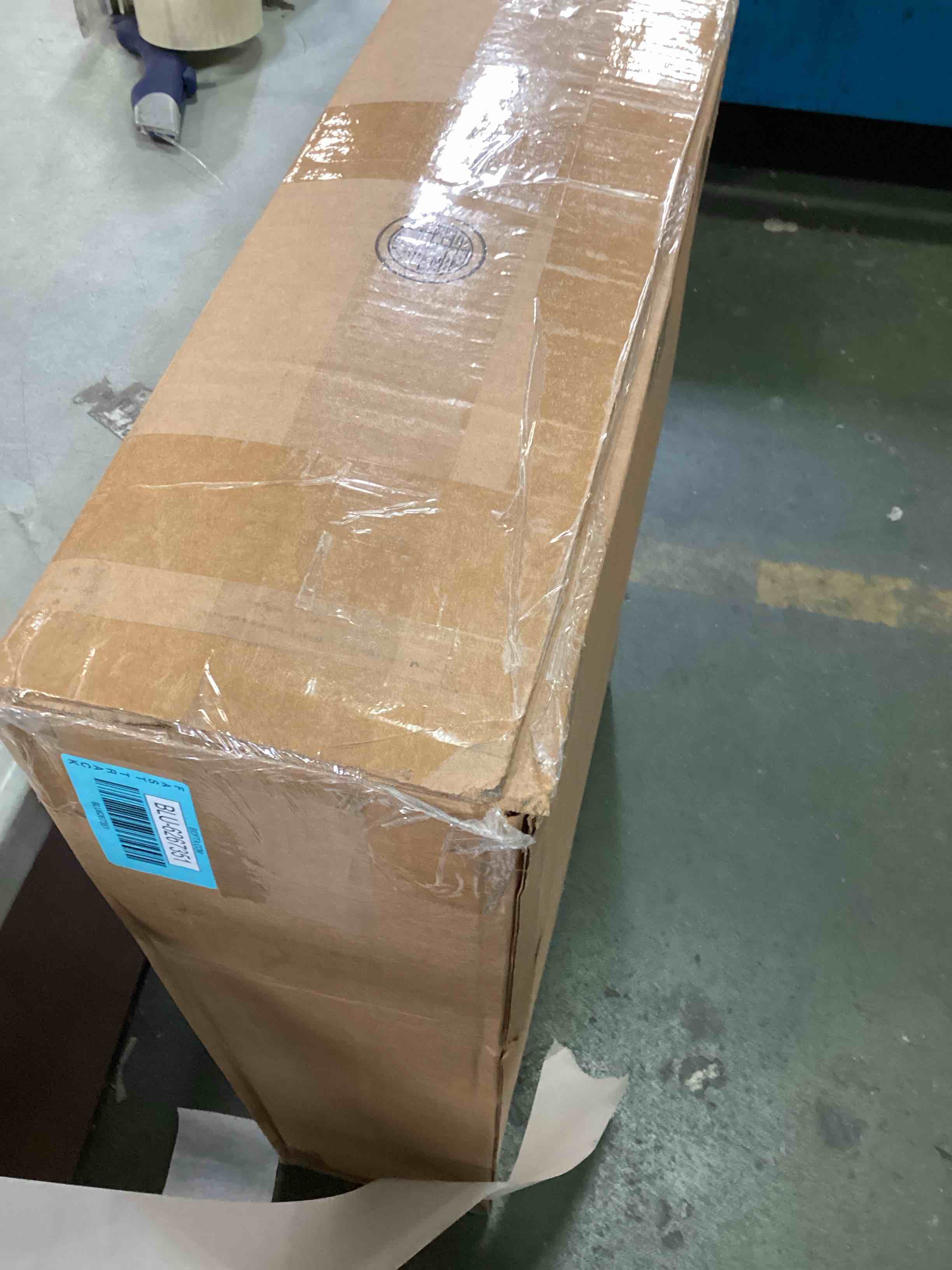 https://s3.amazonaws.com/lotting-images-prod/bidfta/BLU6267351_1716225374428.jpeg