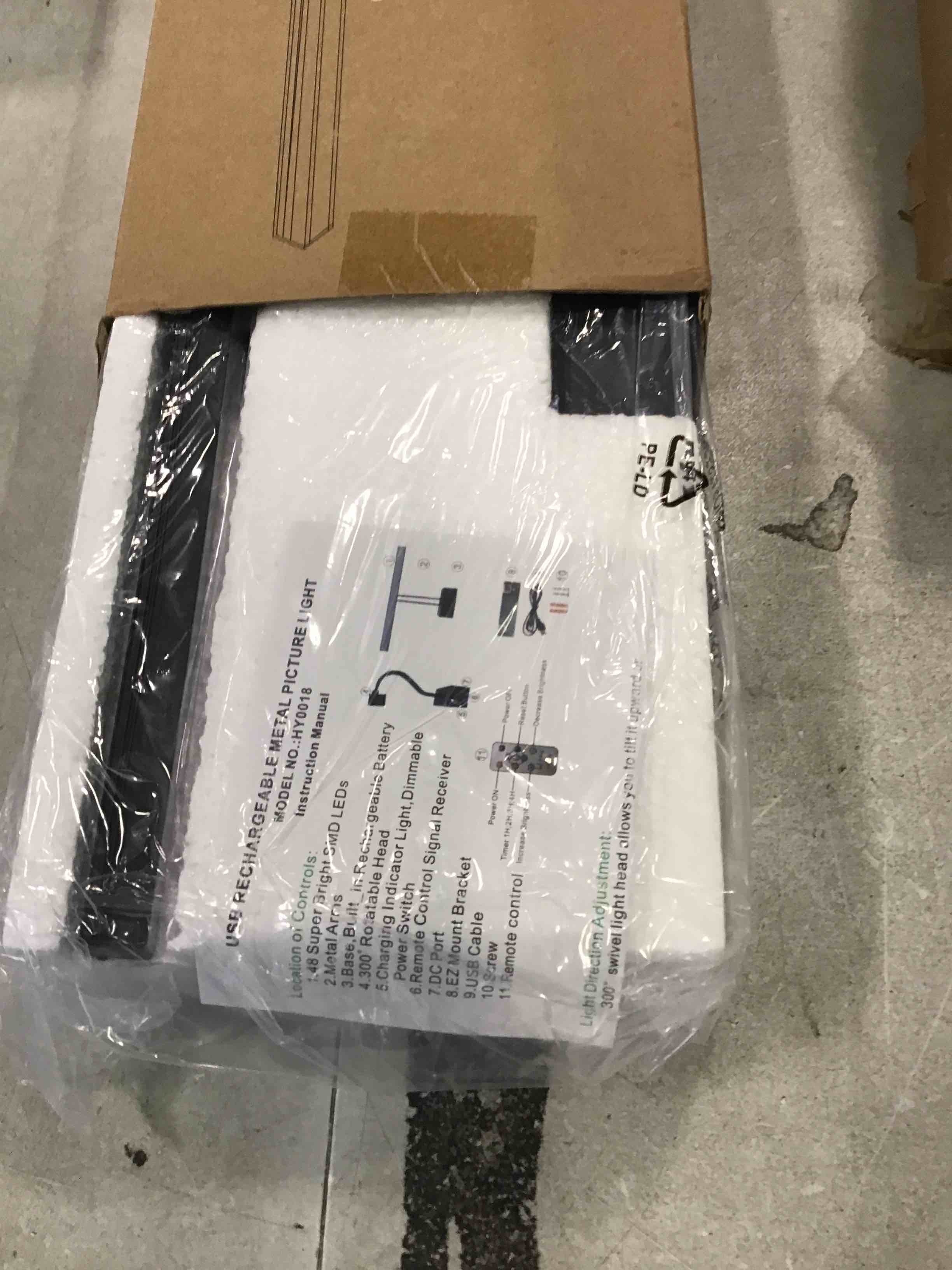 https://s3.amazonaws.com/lotting-images-prod/bidfta/BLU6268081_1715344512713.jpeg