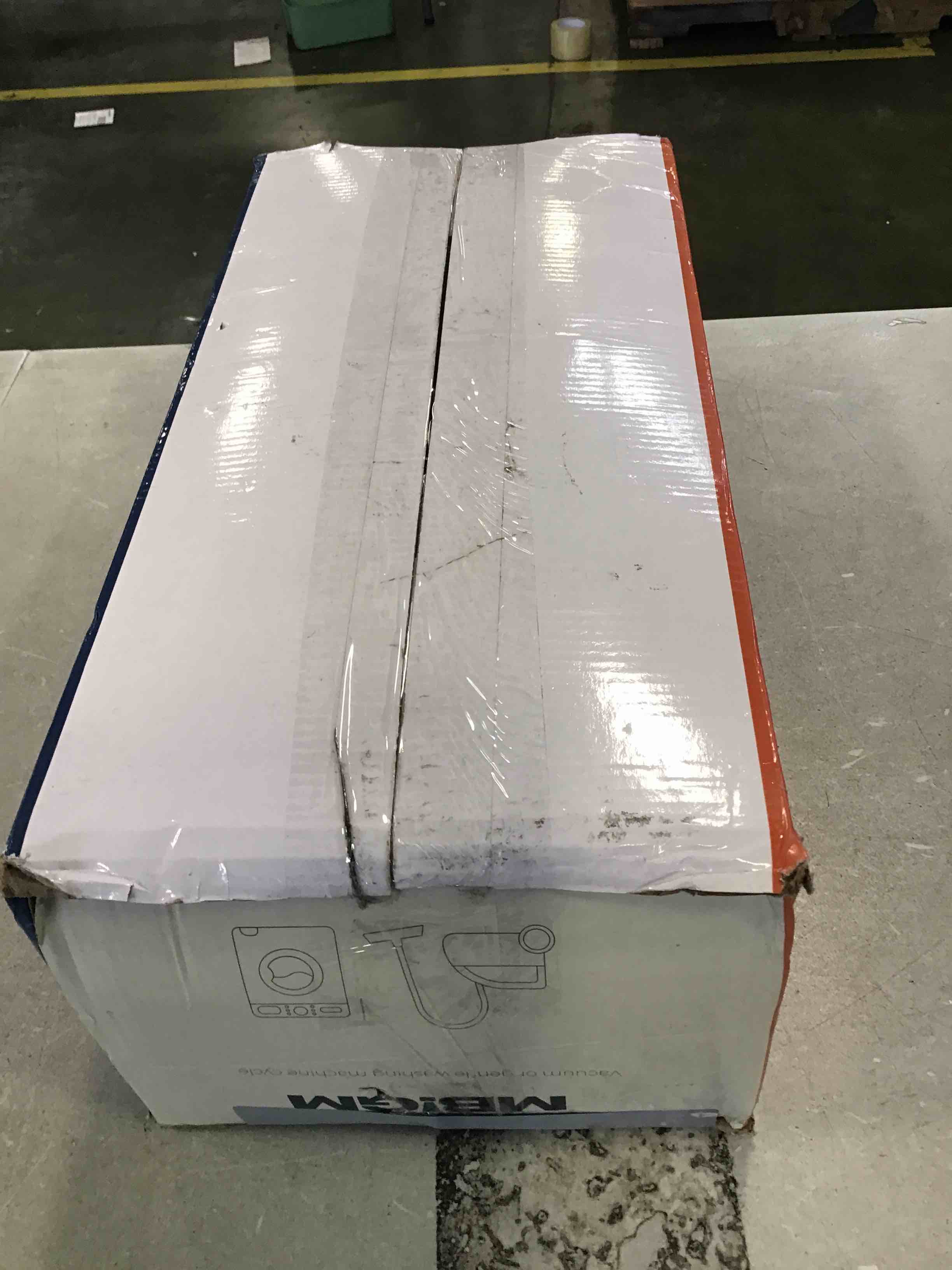 https://s3.amazonaws.com/lotting-images-prod/bidfta/BLU6268227_1715360601571.jpeg
