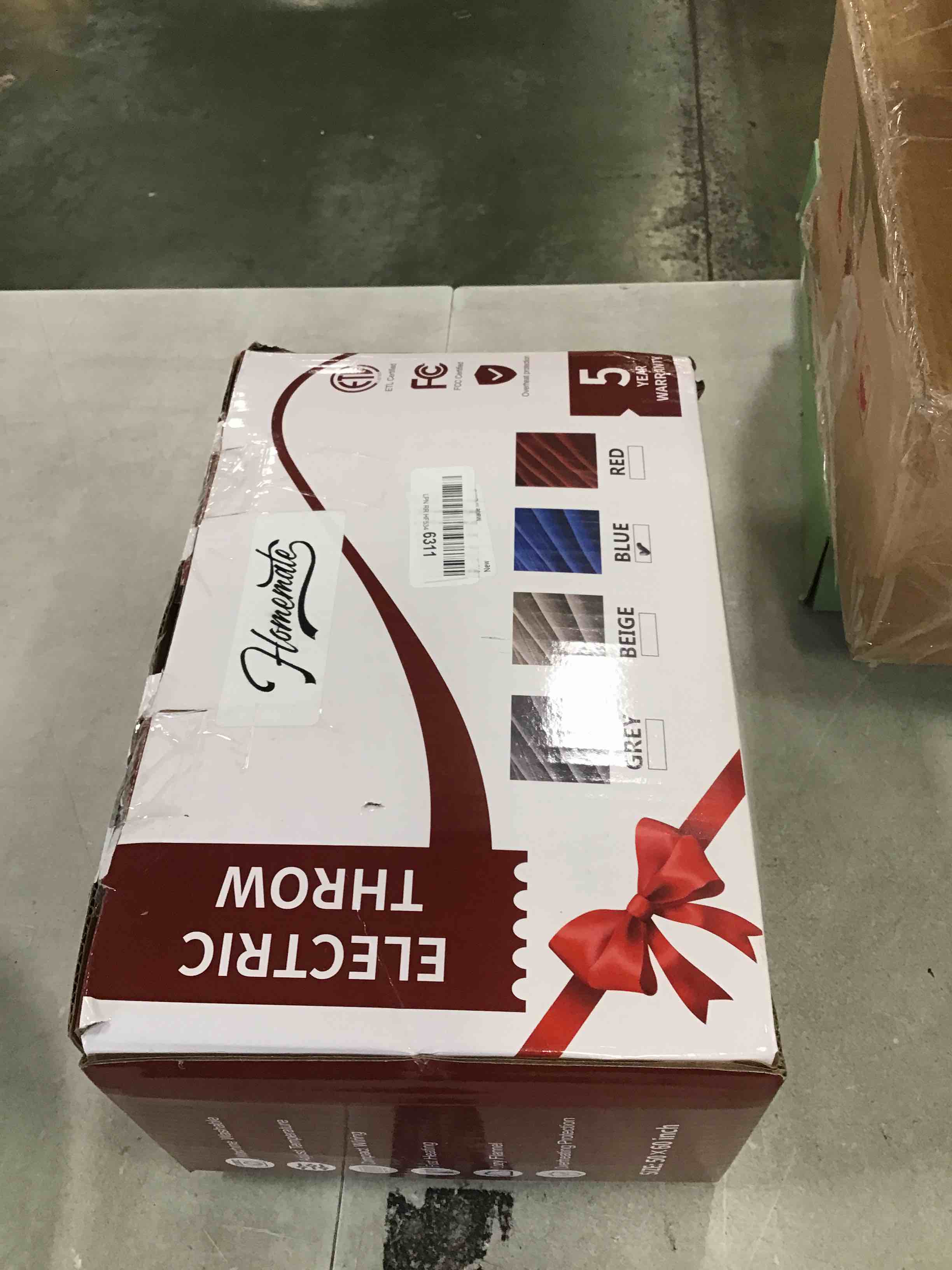 https://s3.amazonaws.com/lotting-images-prod/bidfta/BLU6268377_1715599134129.jpeg