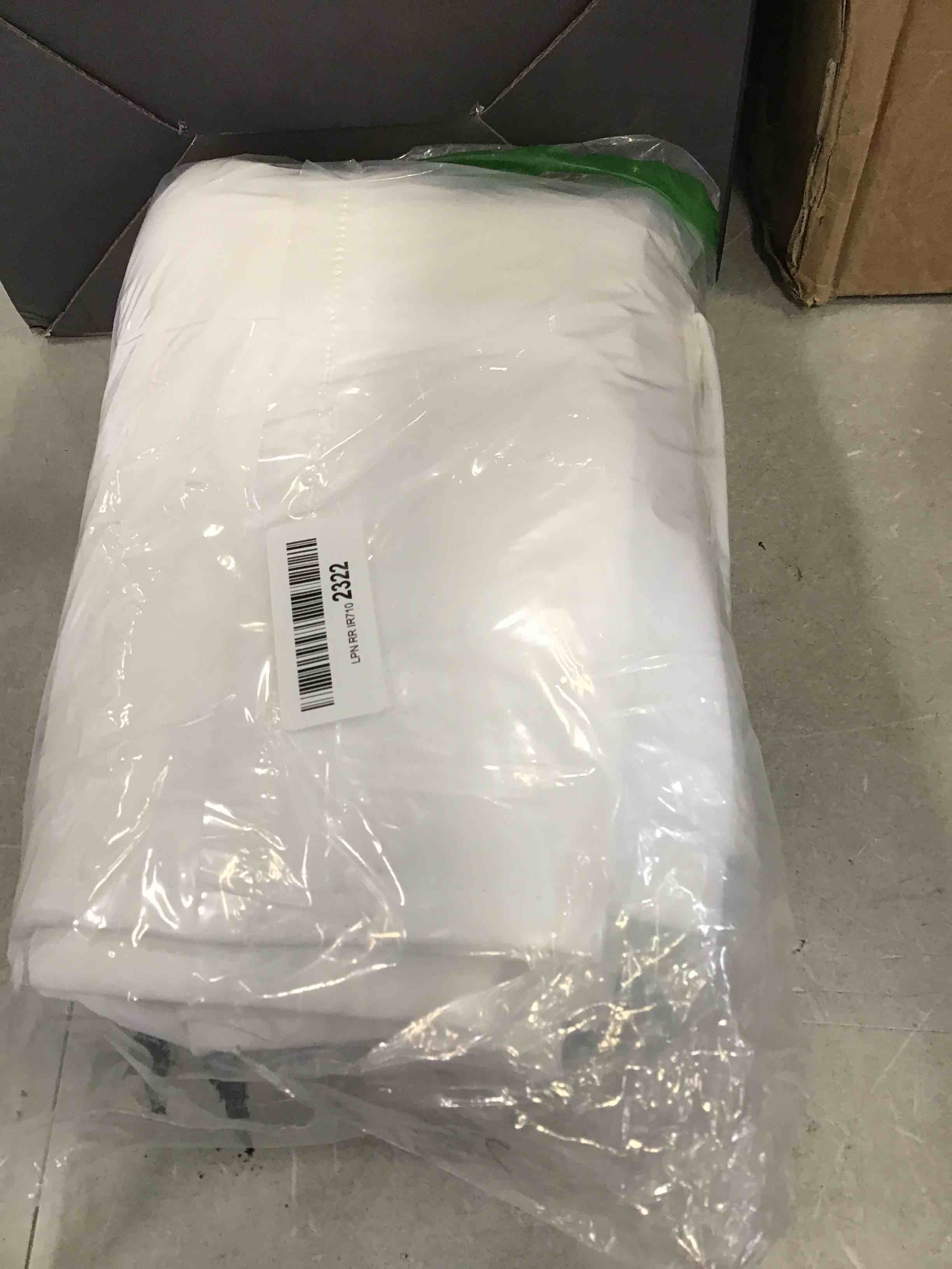 https://s3.amazonaws.com/lotting-images-prod/bidfta/BLU6268601_1715621078728.jpeg