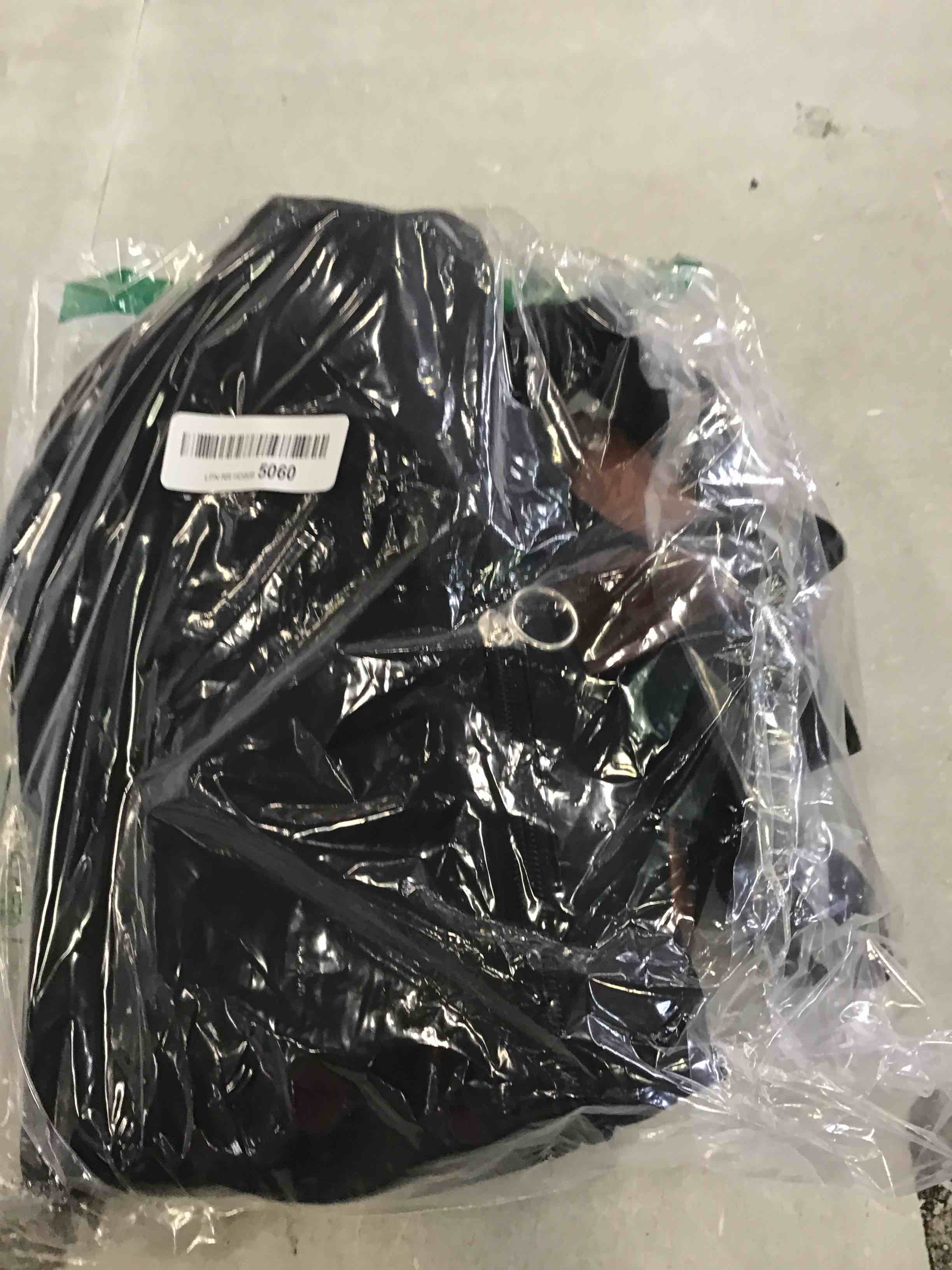 https://s3.amazonaws.com/lotting-images-prod/bidfta/BLU6268642_1715625142515.jpeg