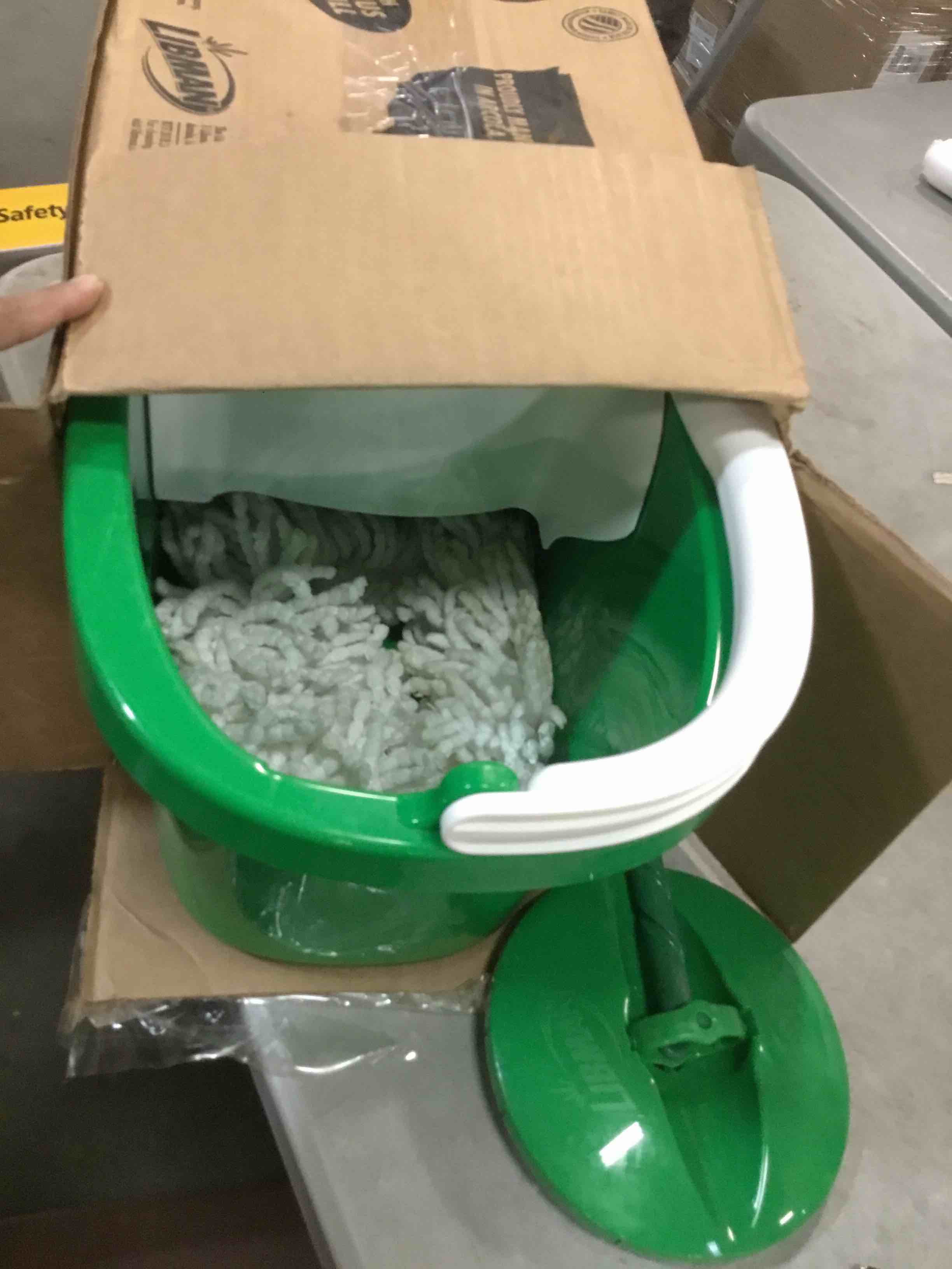 https://s3.amazonaws.com/lotting-images-prod/bidfta/BLU6268958_1715104383410.jpeg