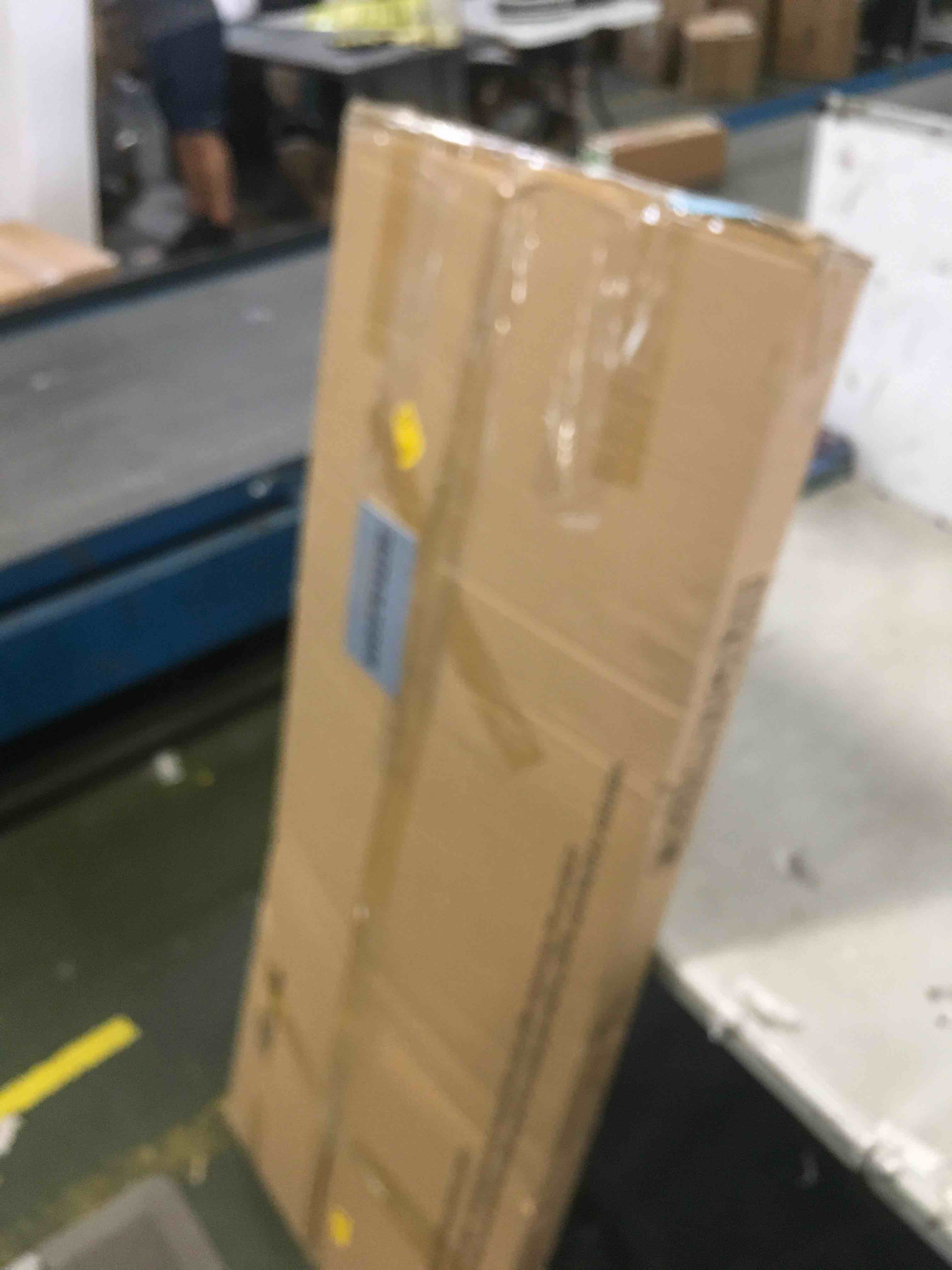 https://s3.amazonaws.com/lotting-images-prod/bidfta/BLU6269425_1715279078638.jpeg