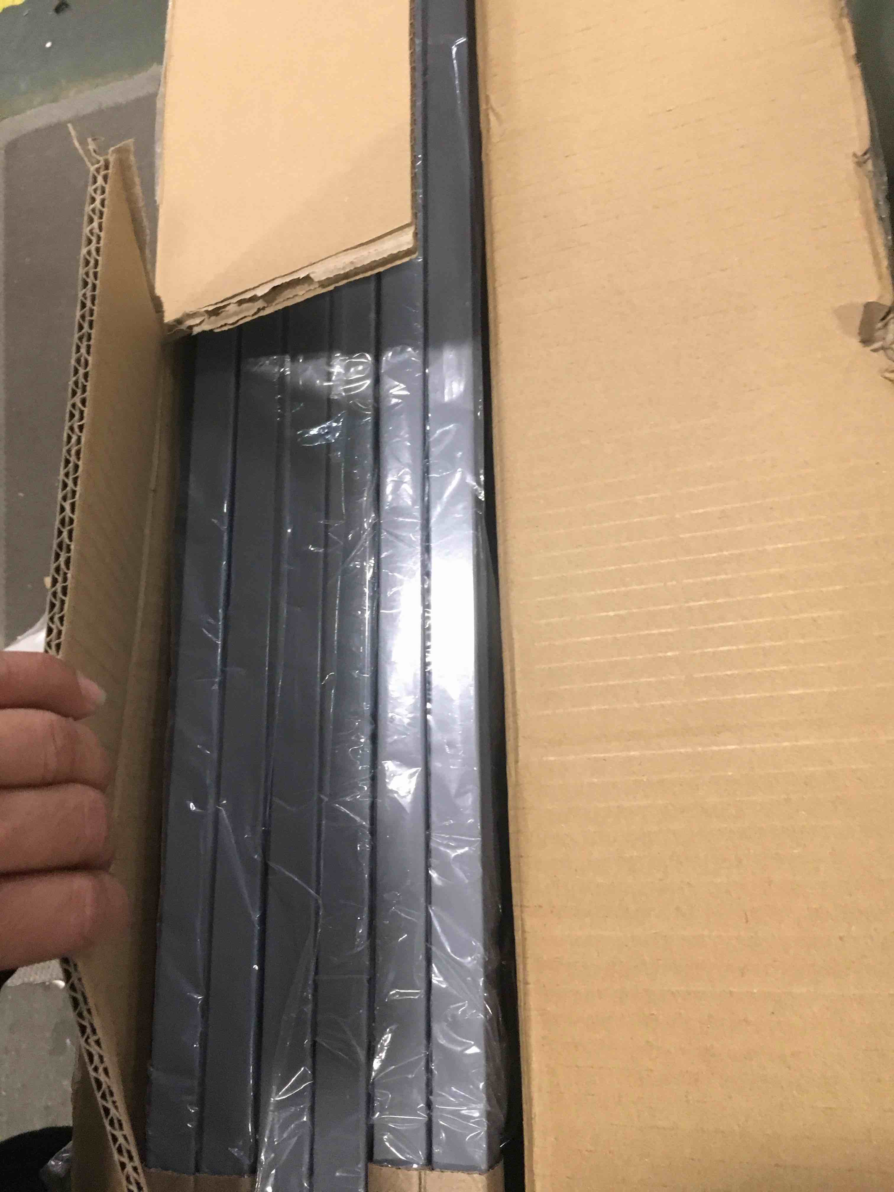 https://s3.amazonaws.com/lotting-images-prod/bidfta/BLU6269454_1715283899379.jpeg