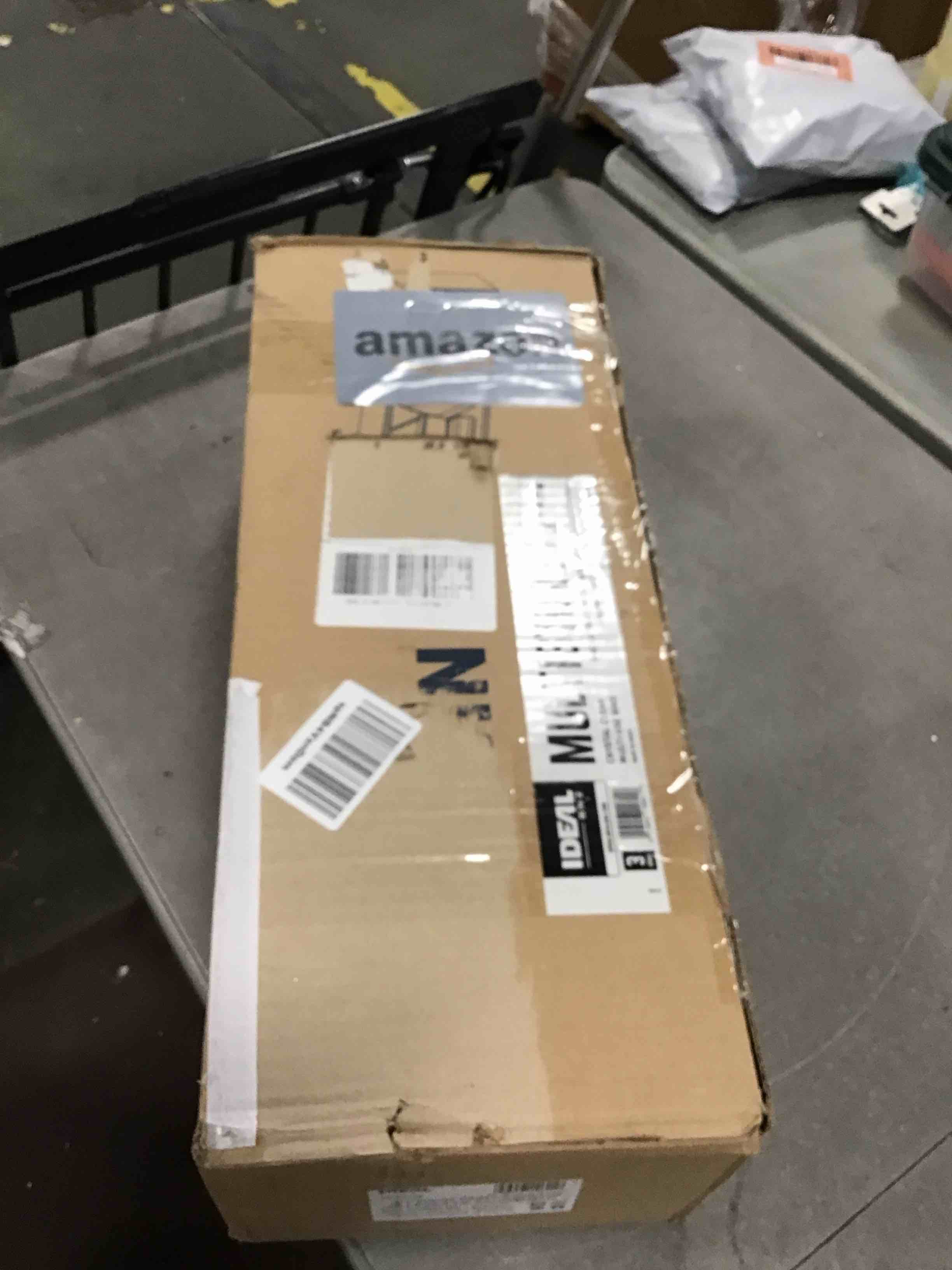 https://s3.amazonaws.com/lotting-images-prod/bidfta/BLU6269510_1715343943391.jpeg