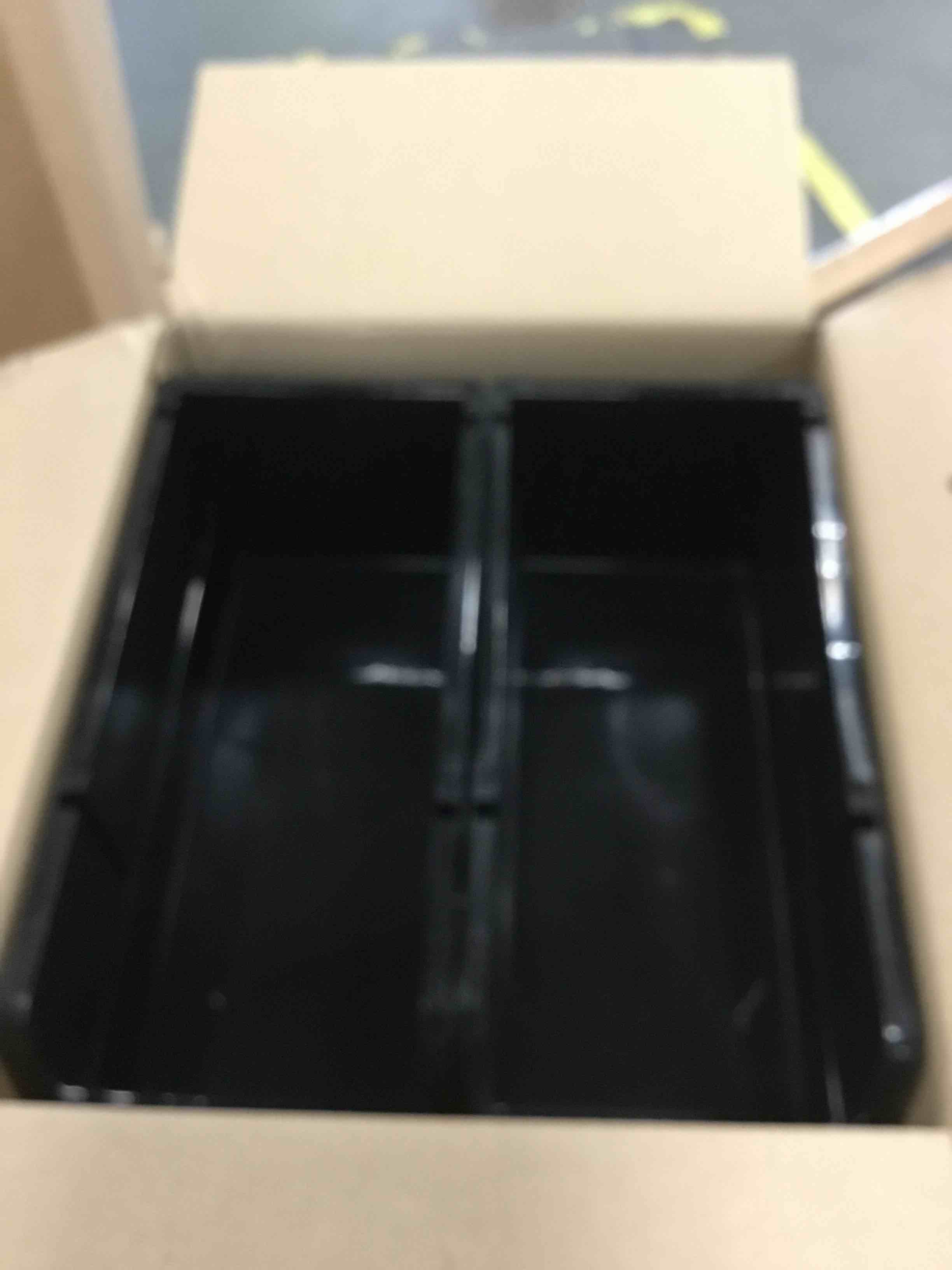 https://s3.amazonaws.com/lotting-images-prod/bidfta/BLU6269708_1715371693897.jpeg