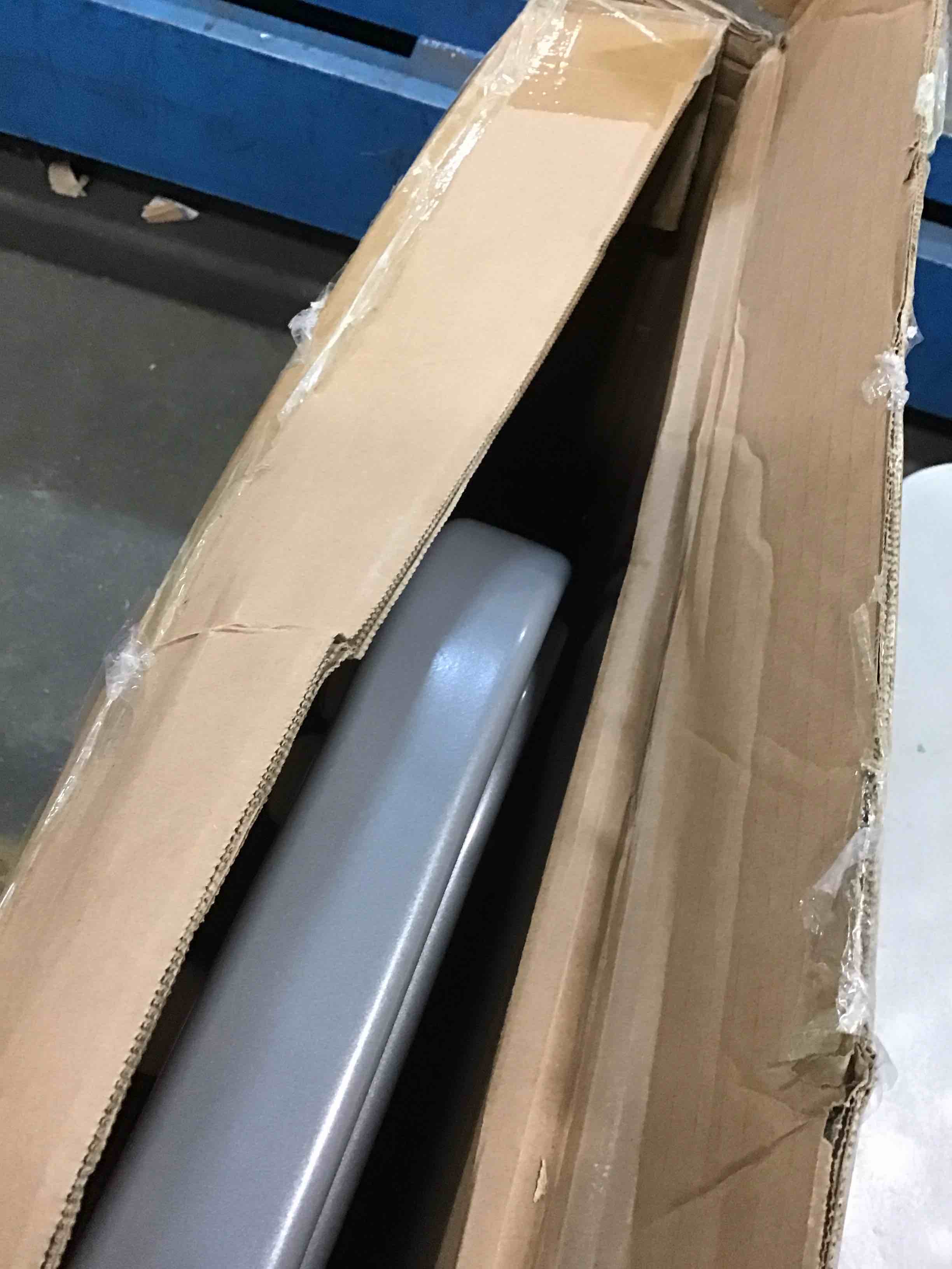https://s3.amazonaws.com/lotting-images-prod/bidfta/BLU6269767_1715605588198.jpeg