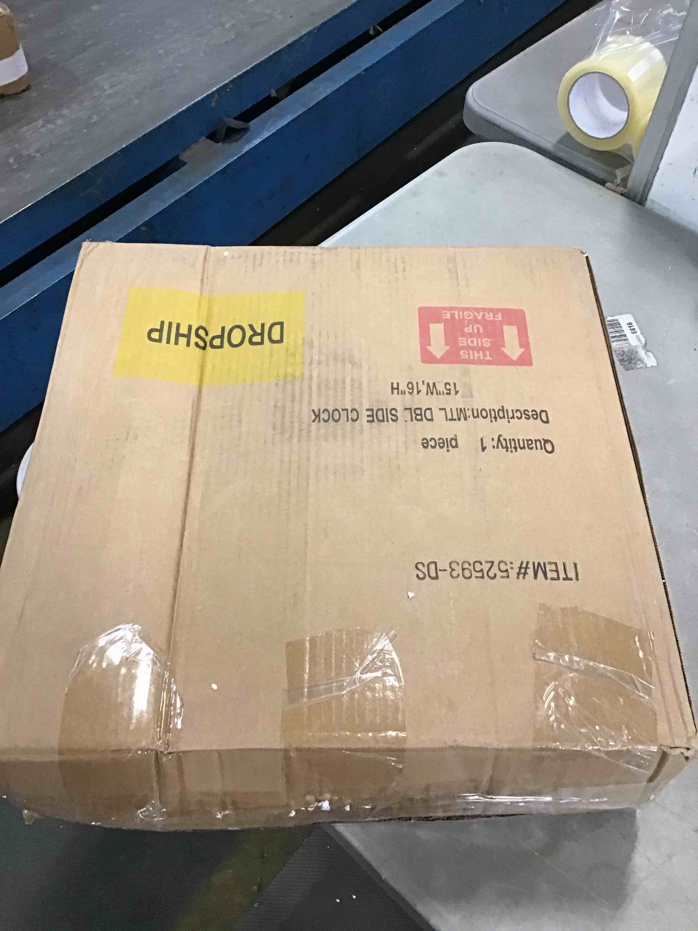 https://s3.amazonaws.com/lotting-images-prod/bidfta/BLU6269906_1715630210402.jpeg
