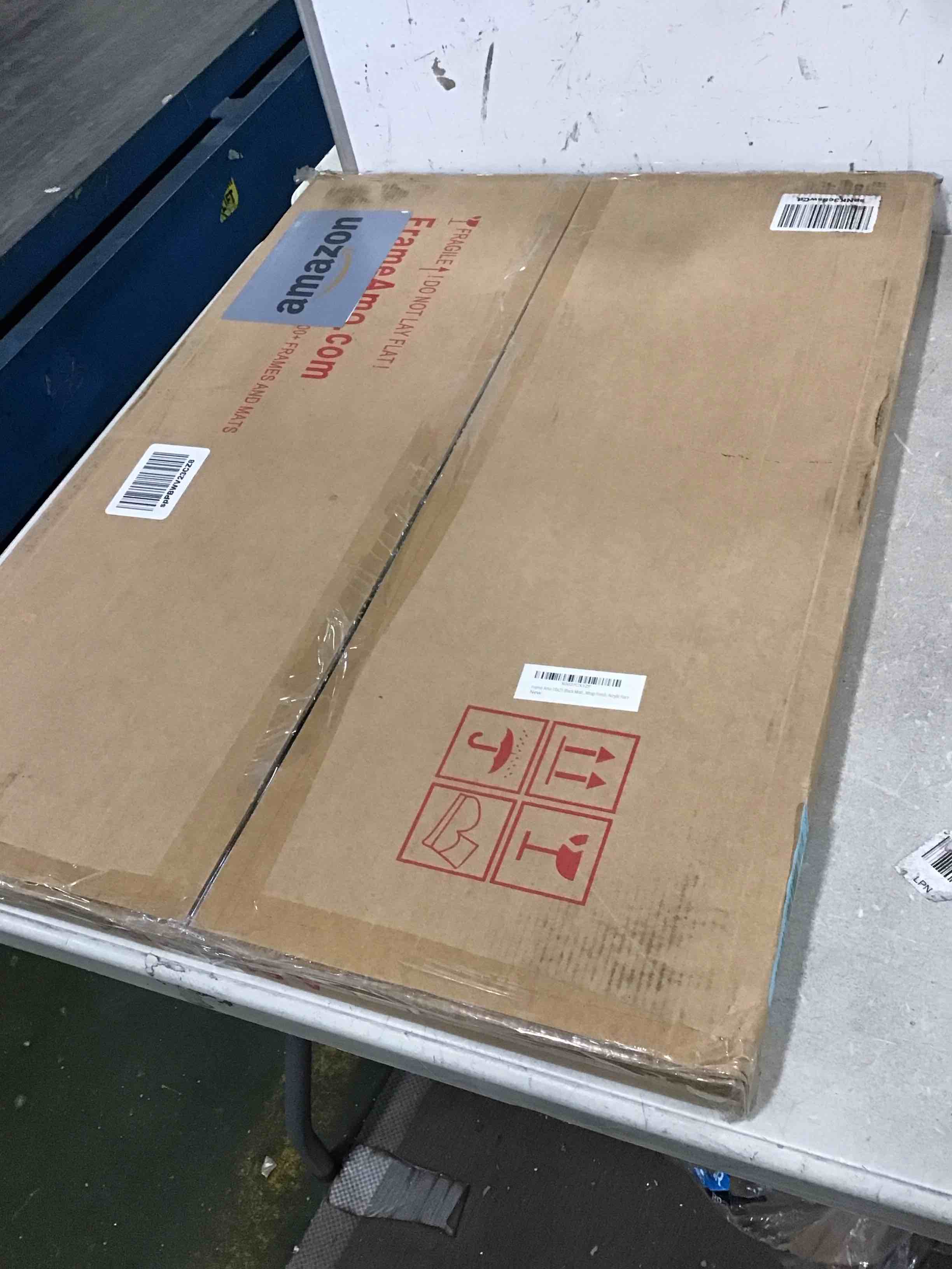 https://s3.amazonaws.com/lotting-images-prod/bidfta/BLU6270500_1715105924979.jpeg