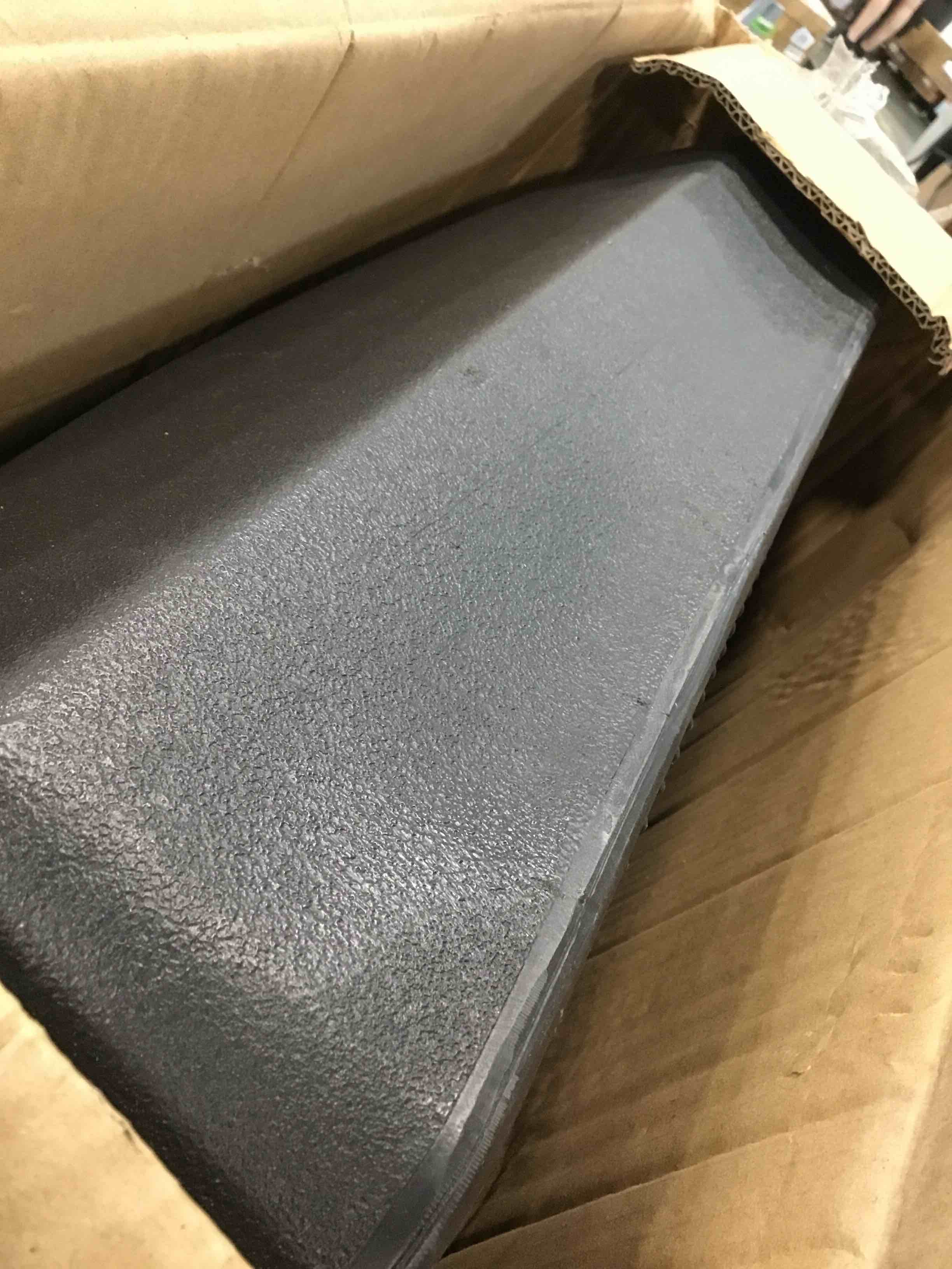 https://s3.amazonaws.com/lotting-images-prod/bidfta/BLU6271098_1715371693733.jpeg