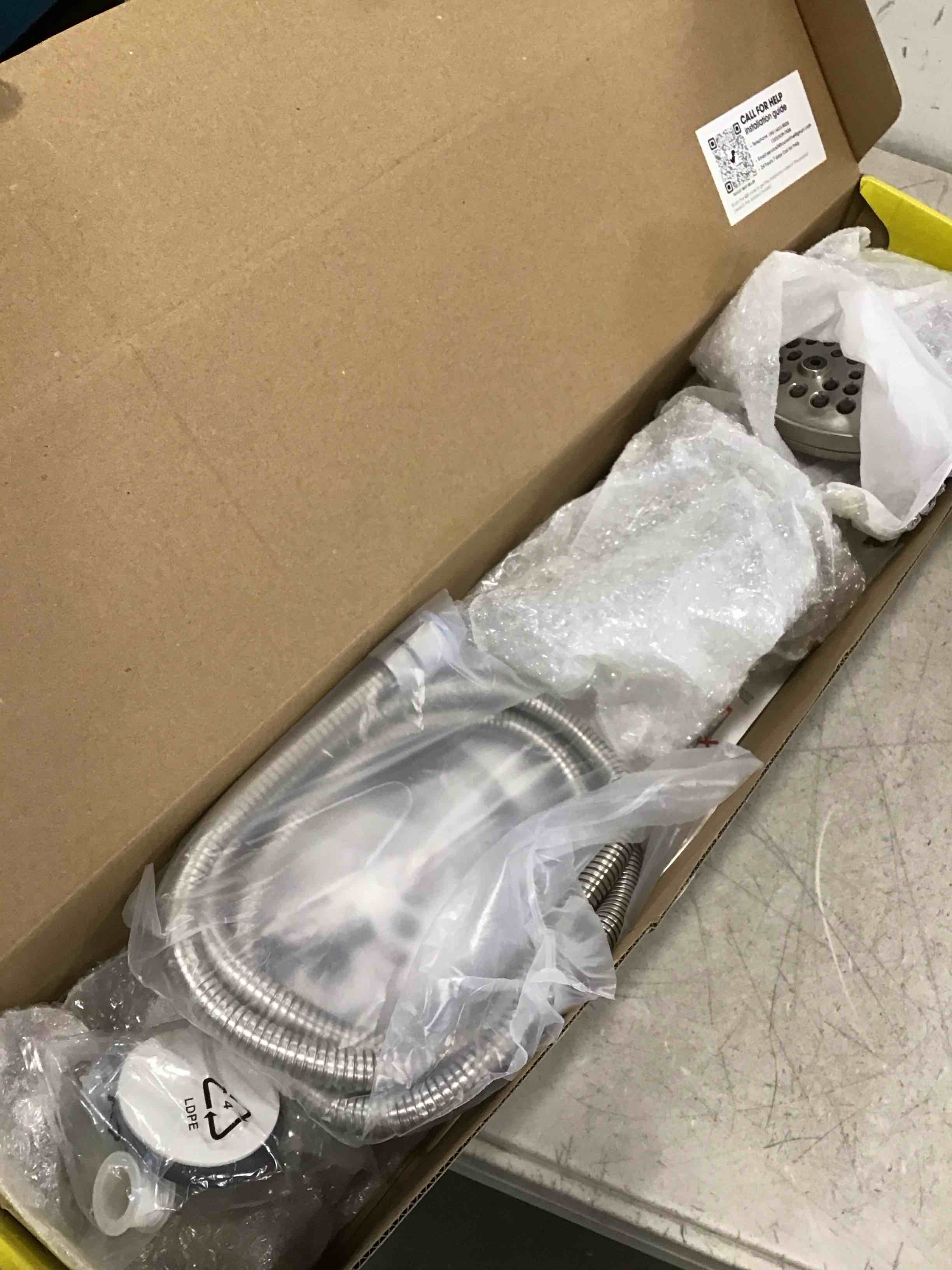 https://s3.amazonaws.com/lotting-images-prod/bidfta/BLU6271429_1715621427094.jpeg