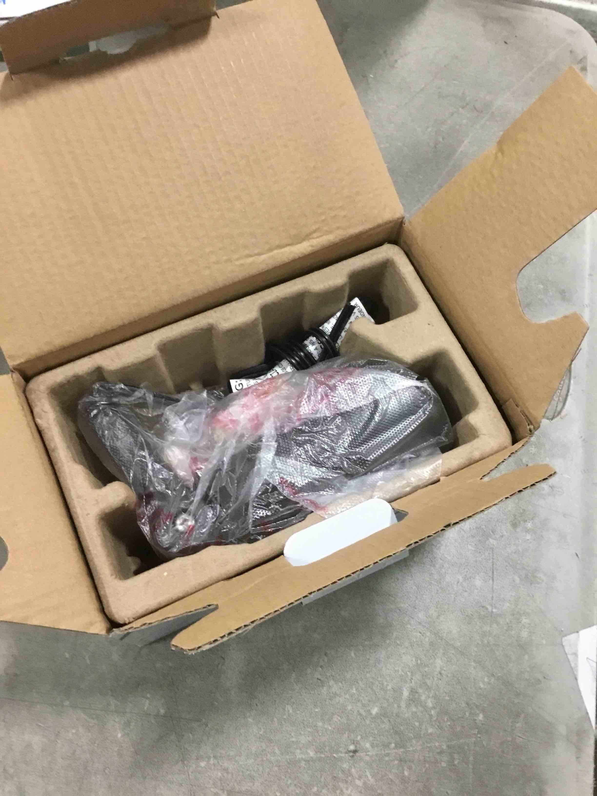 https://s3.amazonaws.com/lotting-images-prod/bidfta/BLU6272101_1713179698168.jpeg