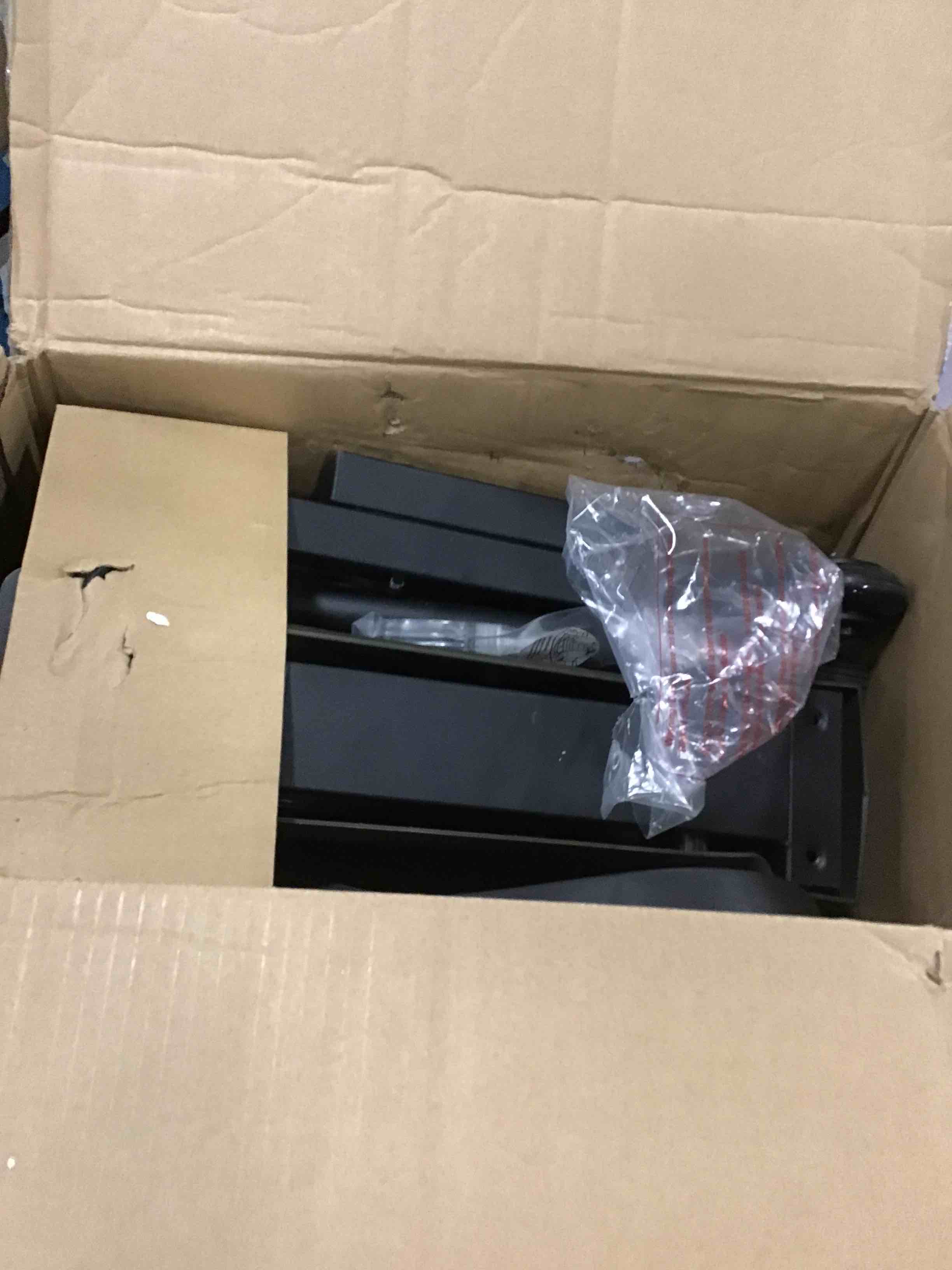 https://s3.amazonaws.com/lotting-images-prod/bidfta/BLU6272459_1713271459151.jpeg