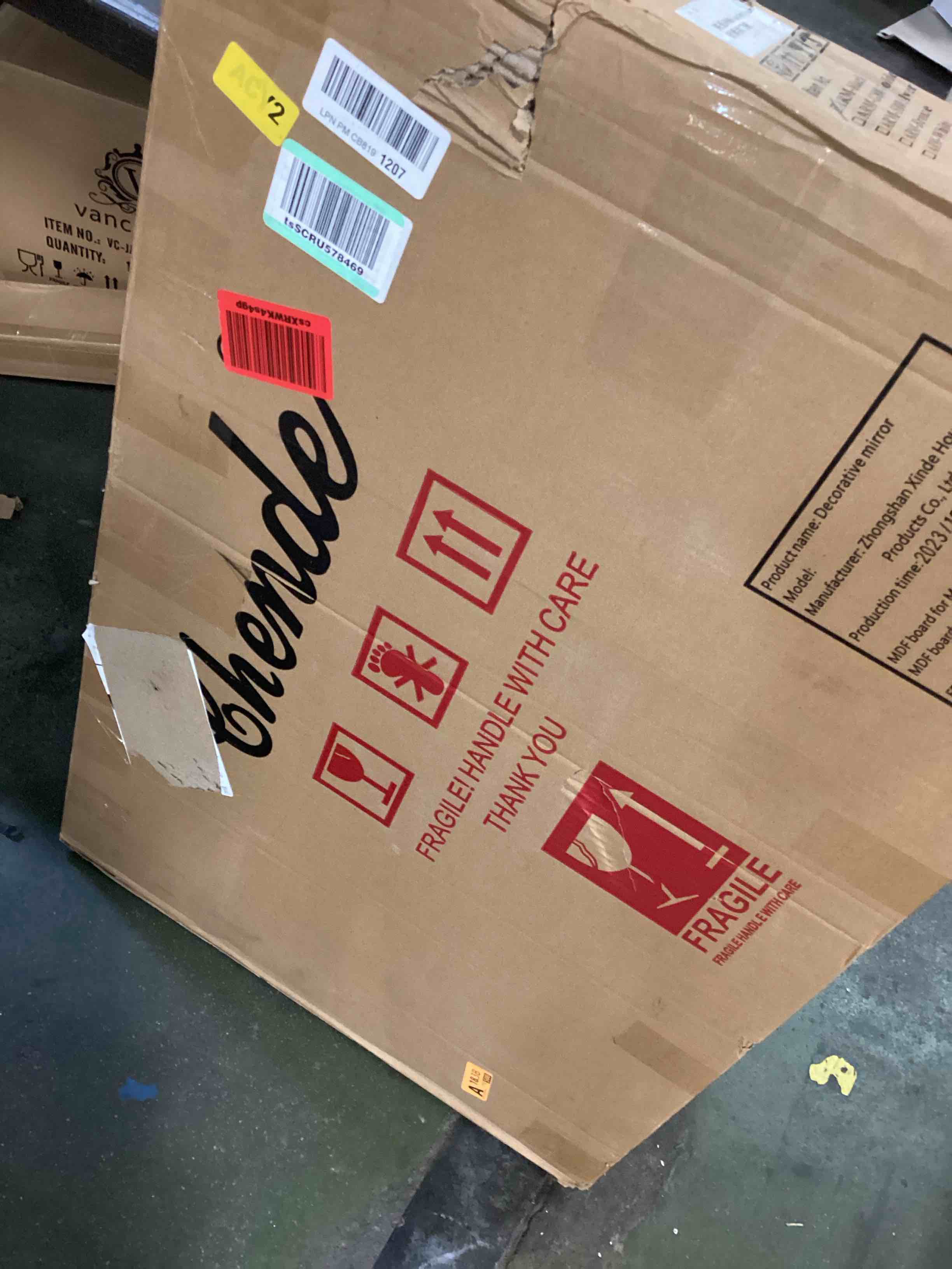https://s3.amazonaws.com/lotting-images-prod/bidfta/BLU6273904_1713358846502.jpeg