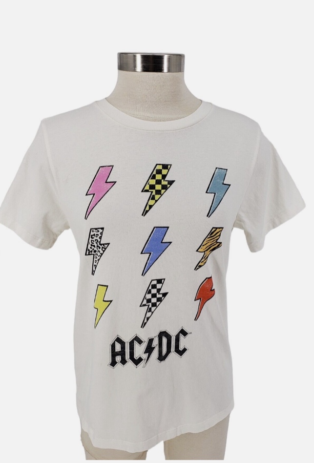 (size 5 ) (set of 3) ACDC VINTAGE CUTE SHIRT!! UWU