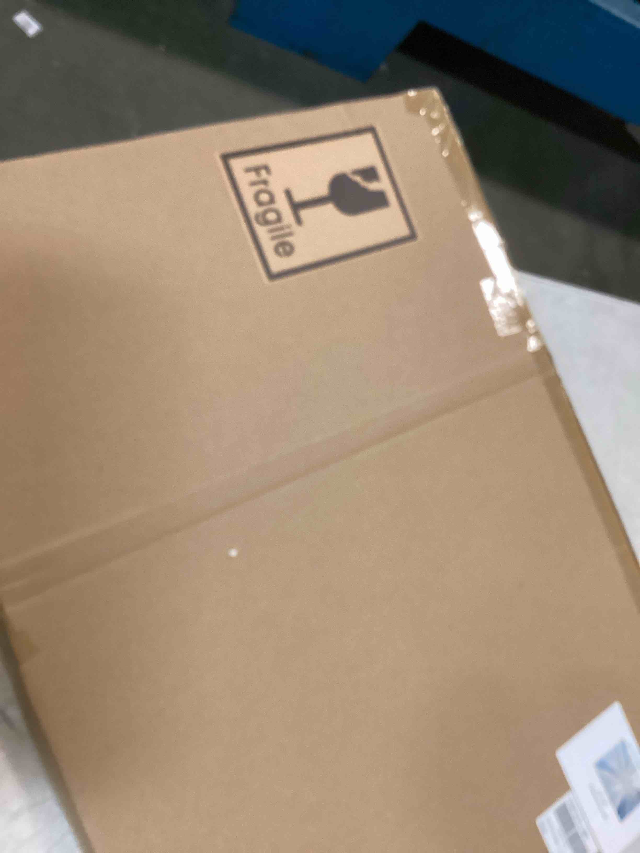 https://s3.amazonaws.com/lotting-images-prod/bidfta/BLU6274534_1713812058853.jpeg