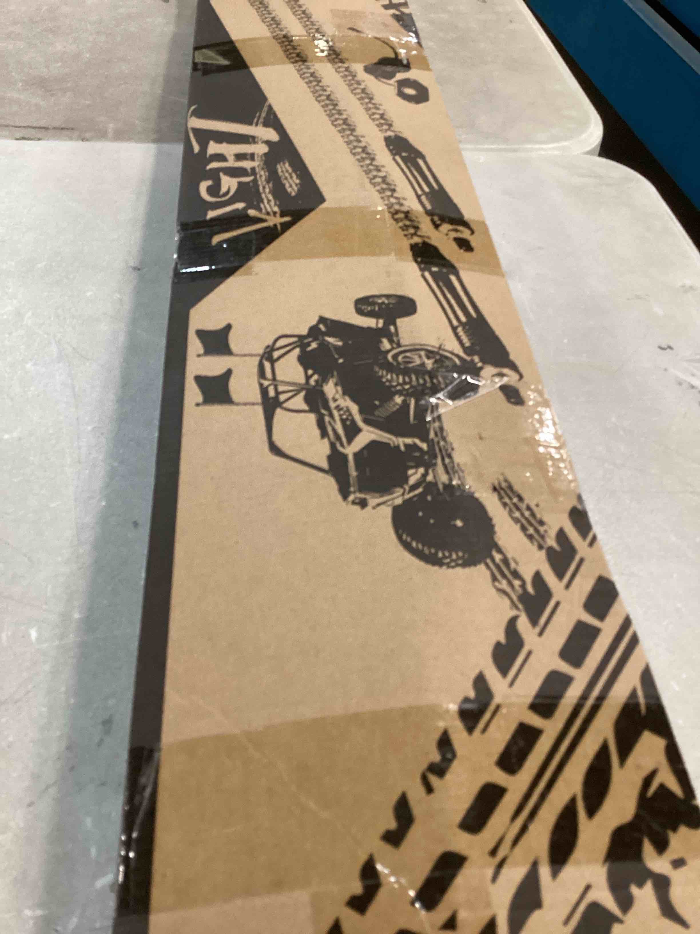 https://s3.amazonaws.com/lotting-images-prod/bidfta/BLU6274704_1713903161857.jpeg