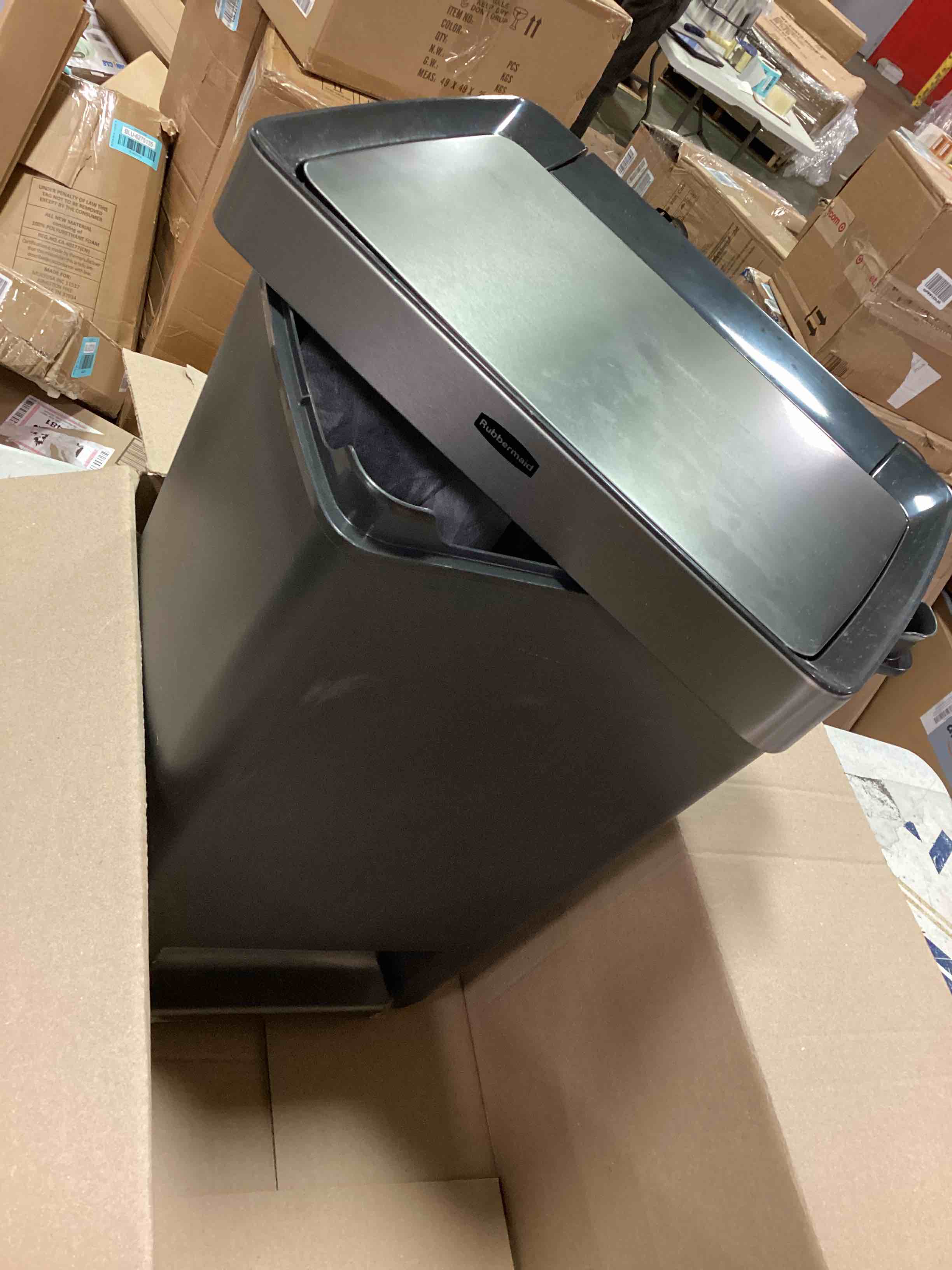 https://s3.amazonaws.com/lotting-images-prod/bidfta/BLU6275140_1713357996192.jpeg