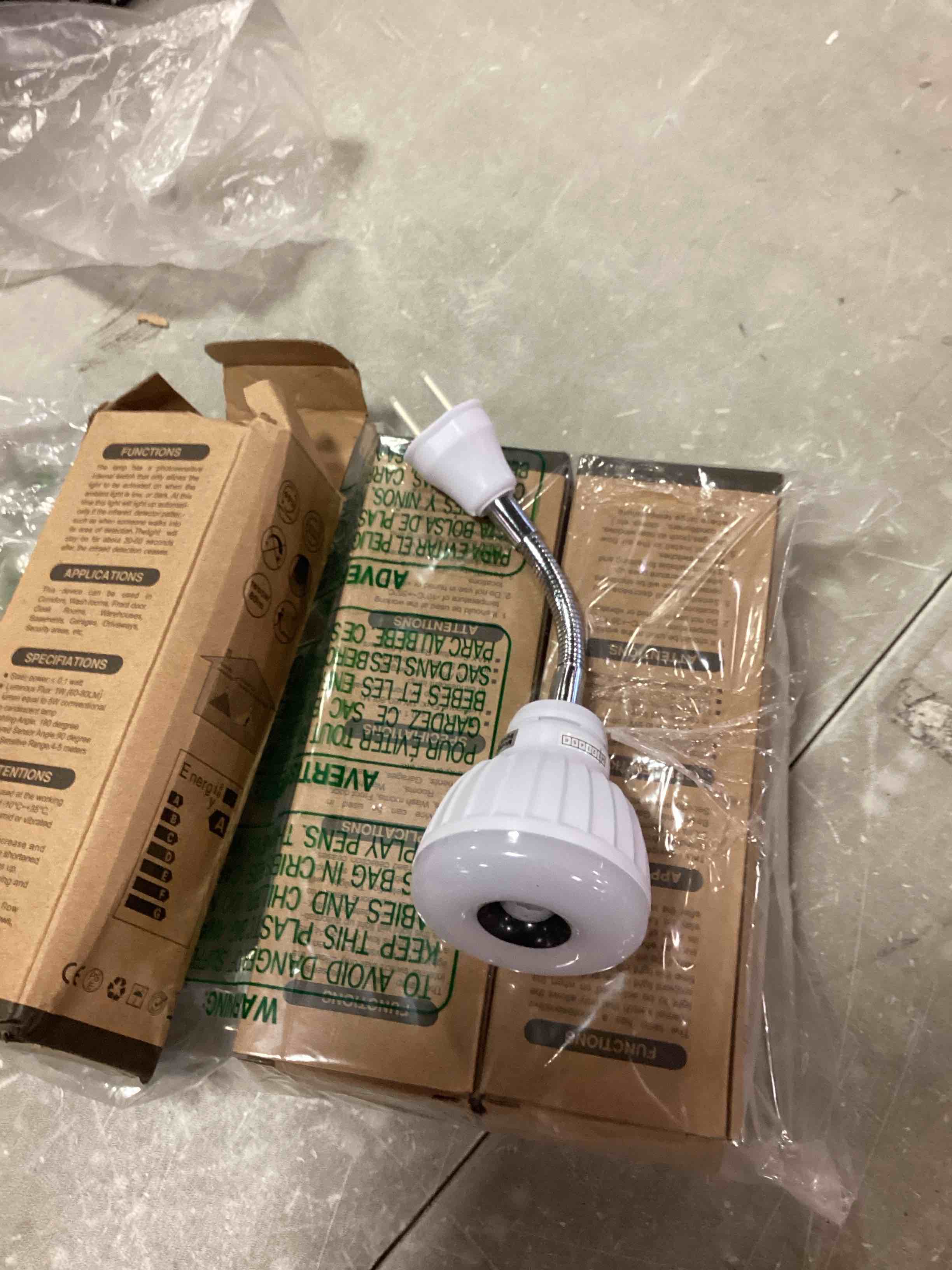 https://s3.amazonaws.com/lotting-images-prod/bidfta/BLU6275471_1713795586201.jpeg