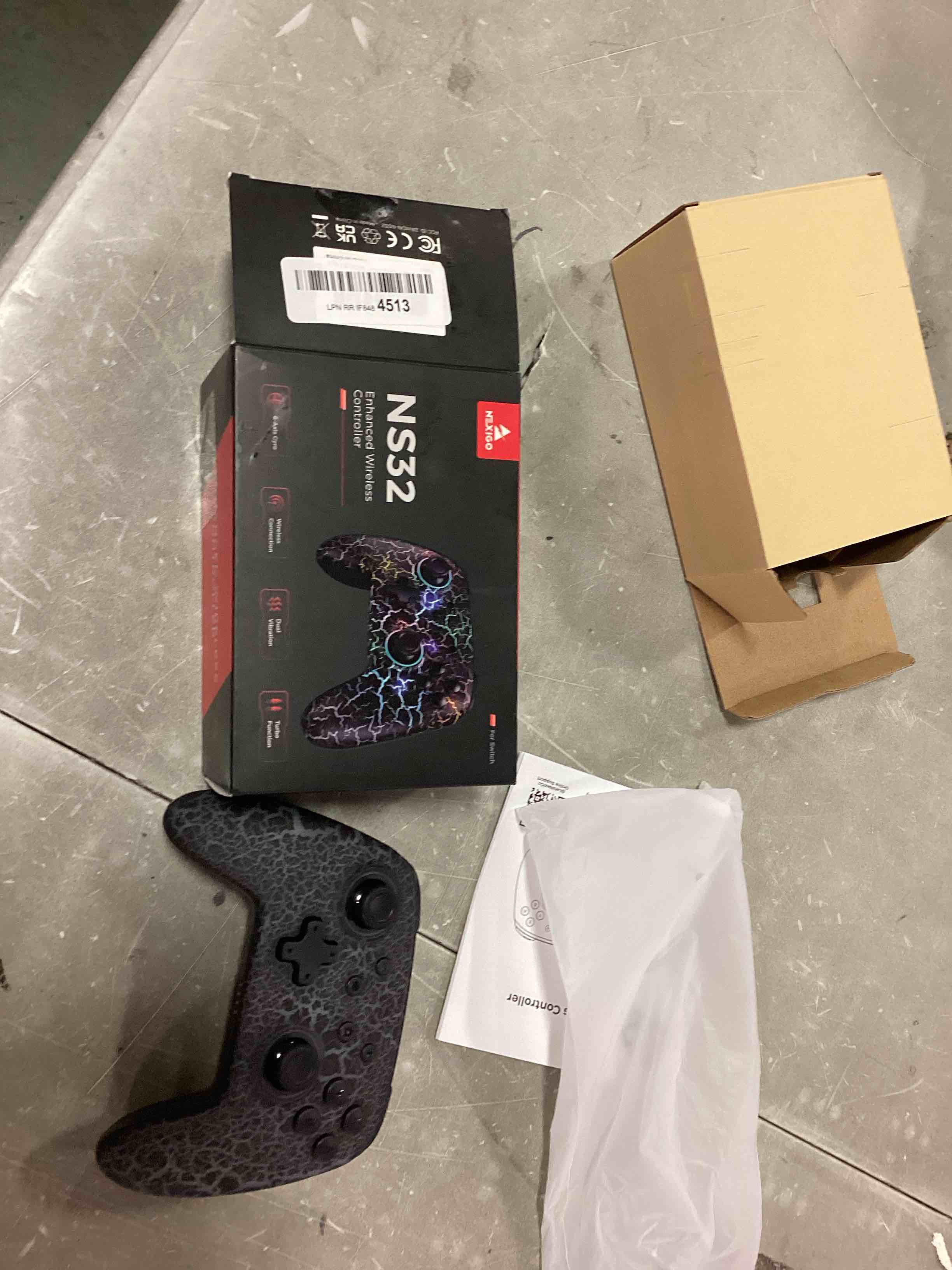 https://s3.amazonaws.com/lotting-images-prod/bidfta/BLU6275474_1713796256280.jpeg