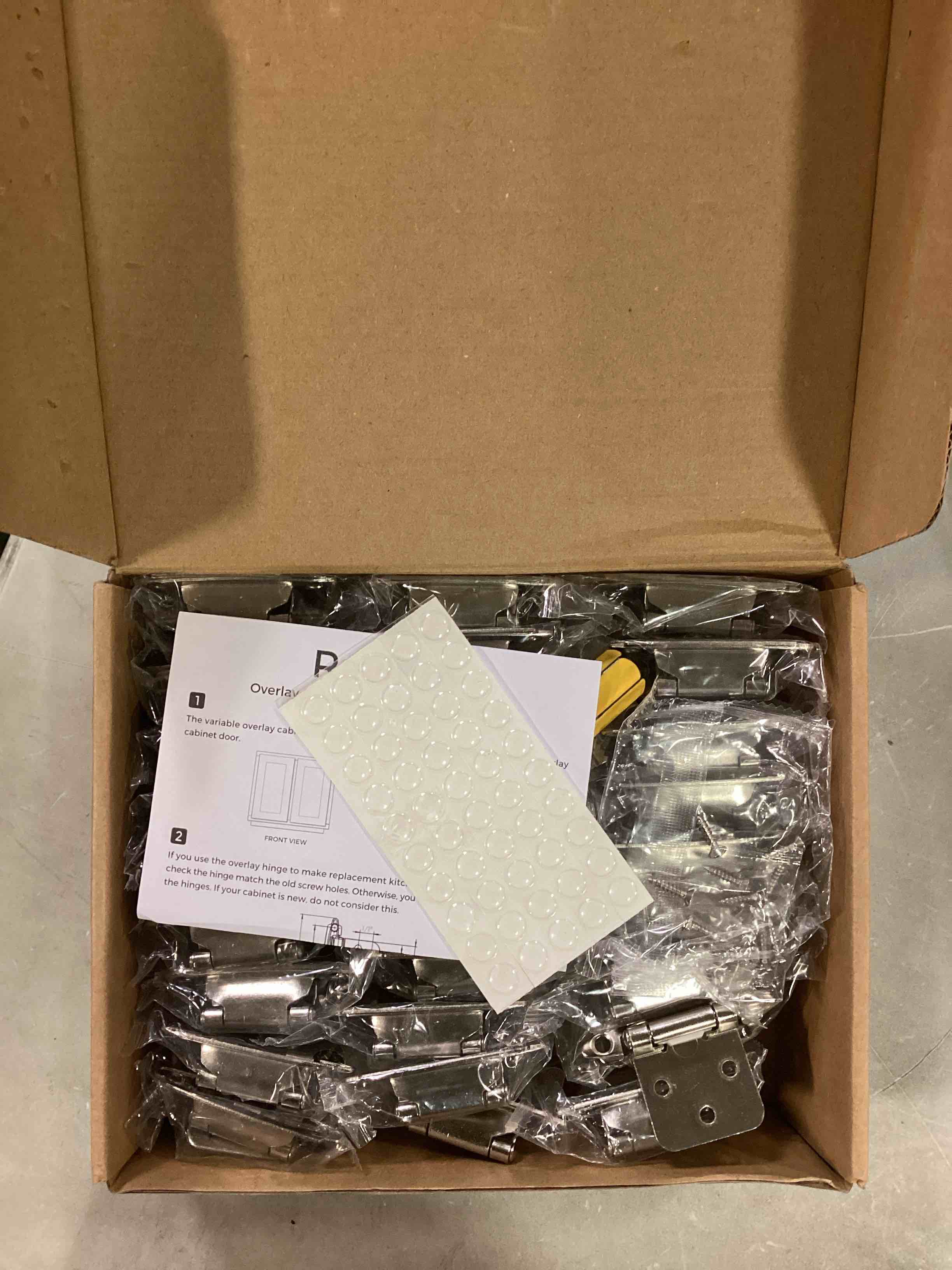 https://s3.amazonaws.com/lotting-images-prod/bidfta/BLU6276222_1714151503485.jpeg