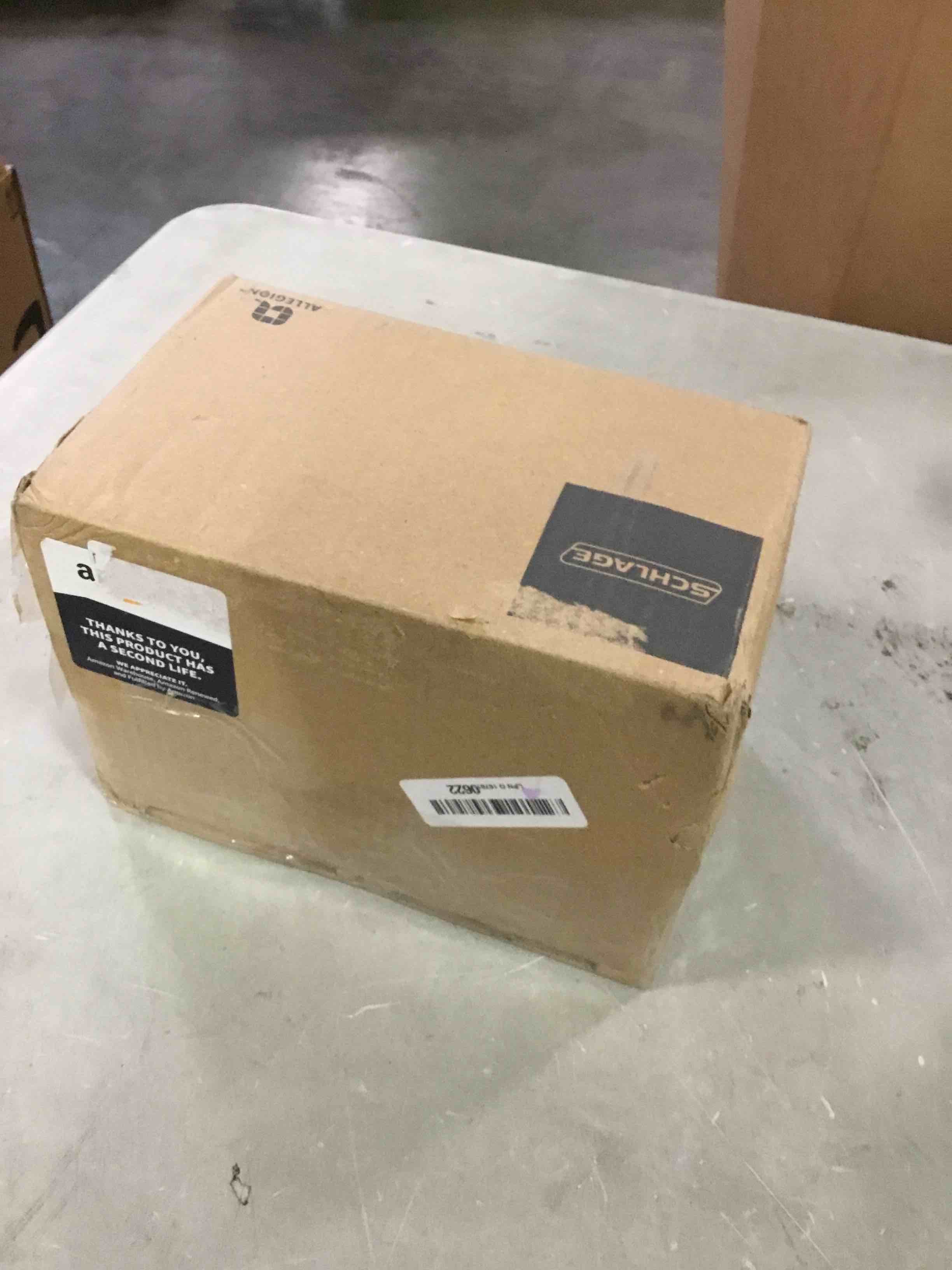 https://s3.amazonaws.com/lotting-images-prod/bidfta/BLU6276392_1714236036742.jpeg