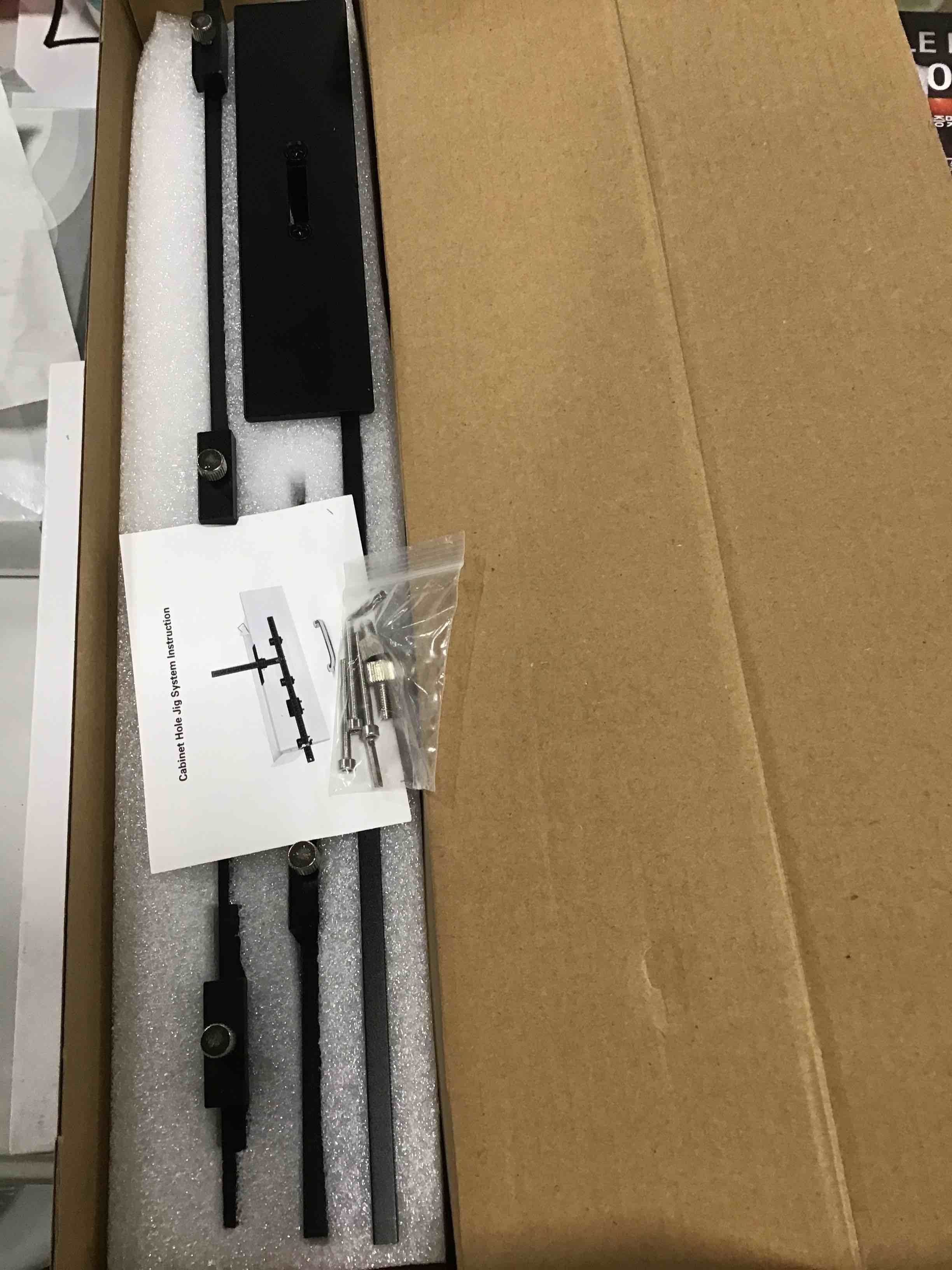 https://s3.amazonaws.com/lotting-images-prod/bidfta/BLU6276782_1712920951109.jpeg