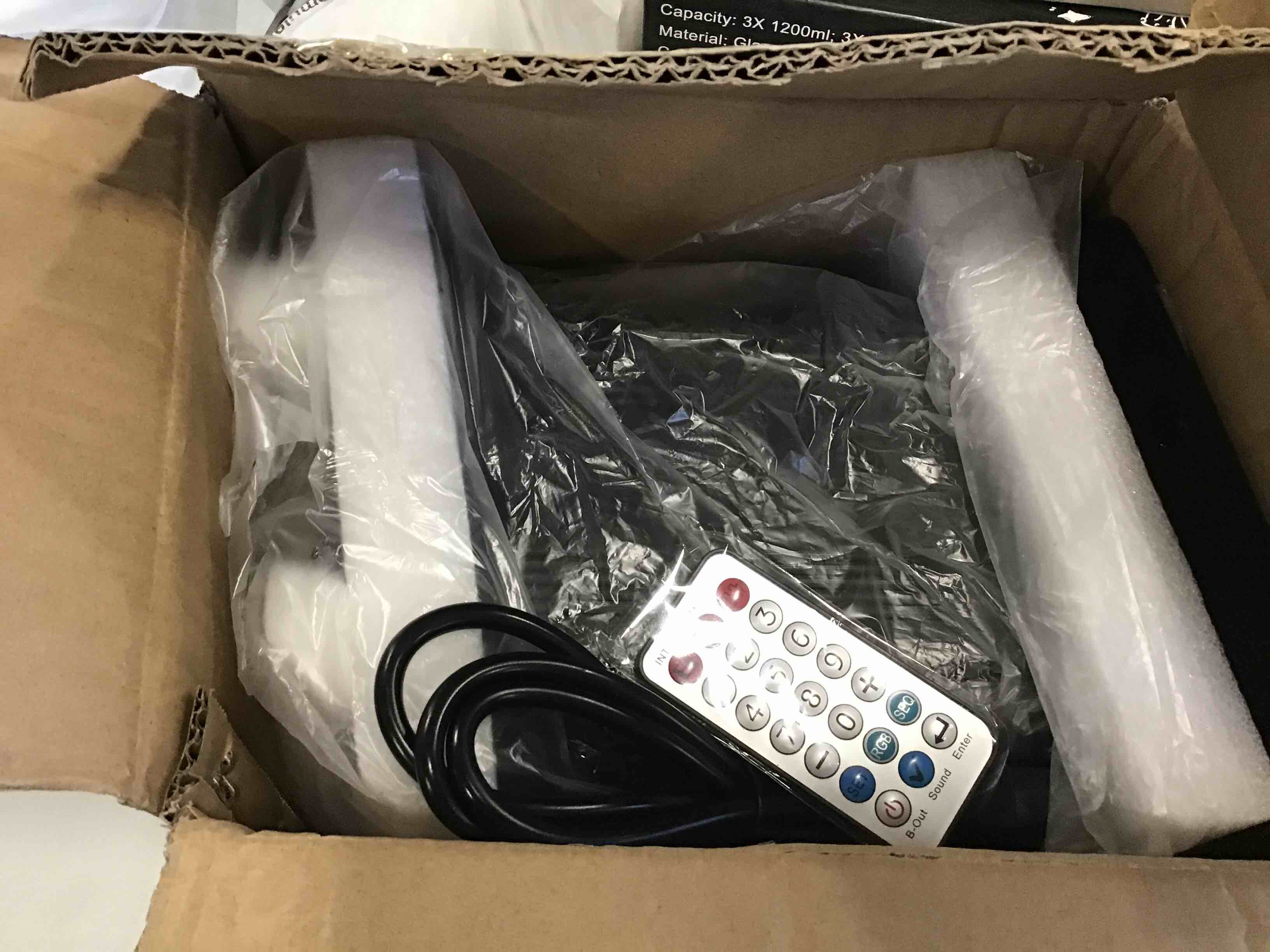 https://s3.amazonaws.com/lotting-images-prod/bidfta/BLU6277505_1713206435112.jpeg