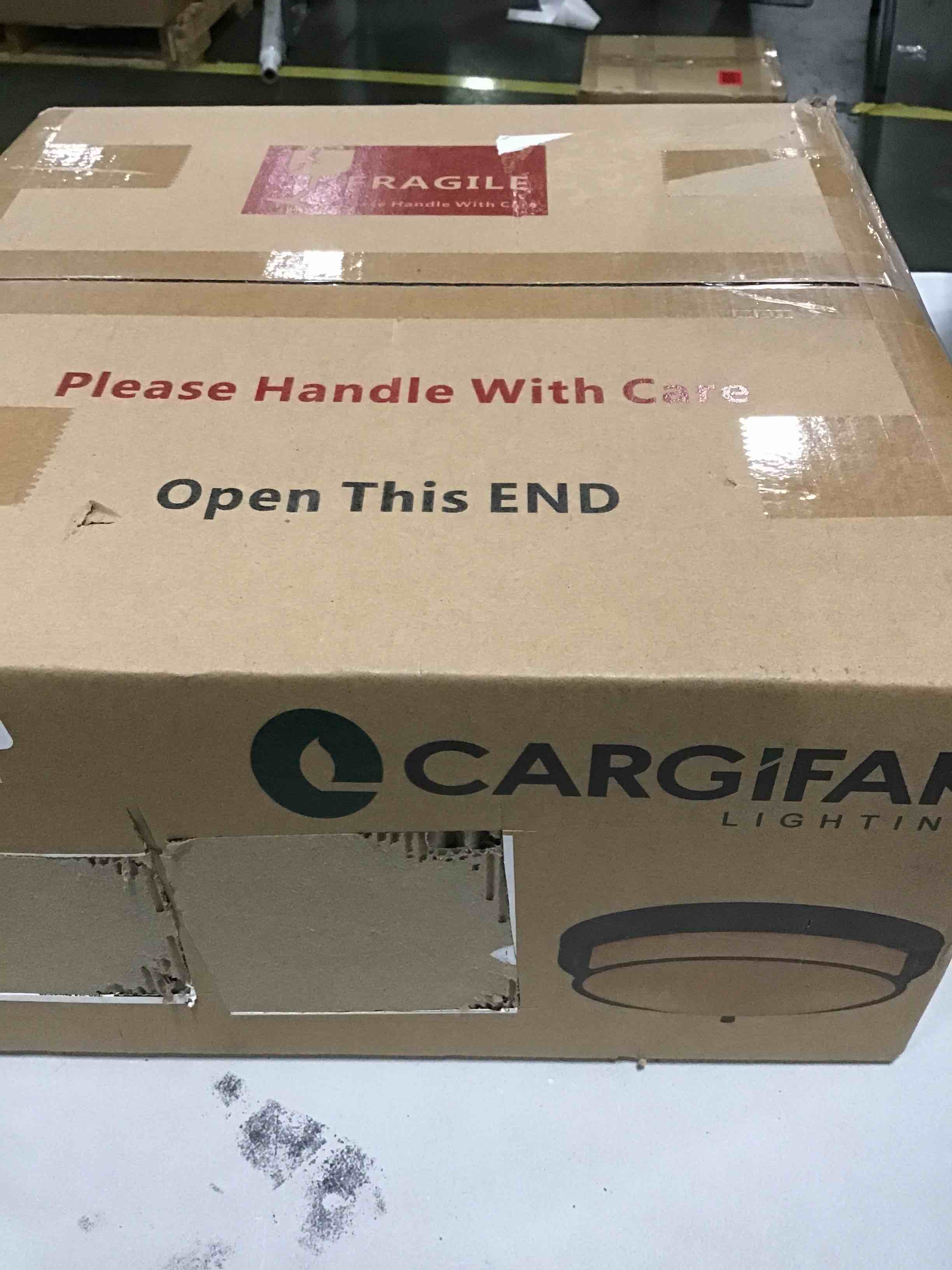 https://s3.amazonaws.com/lotting-images-prod/bidfta/BLU6277652_1713354862093.jpeg