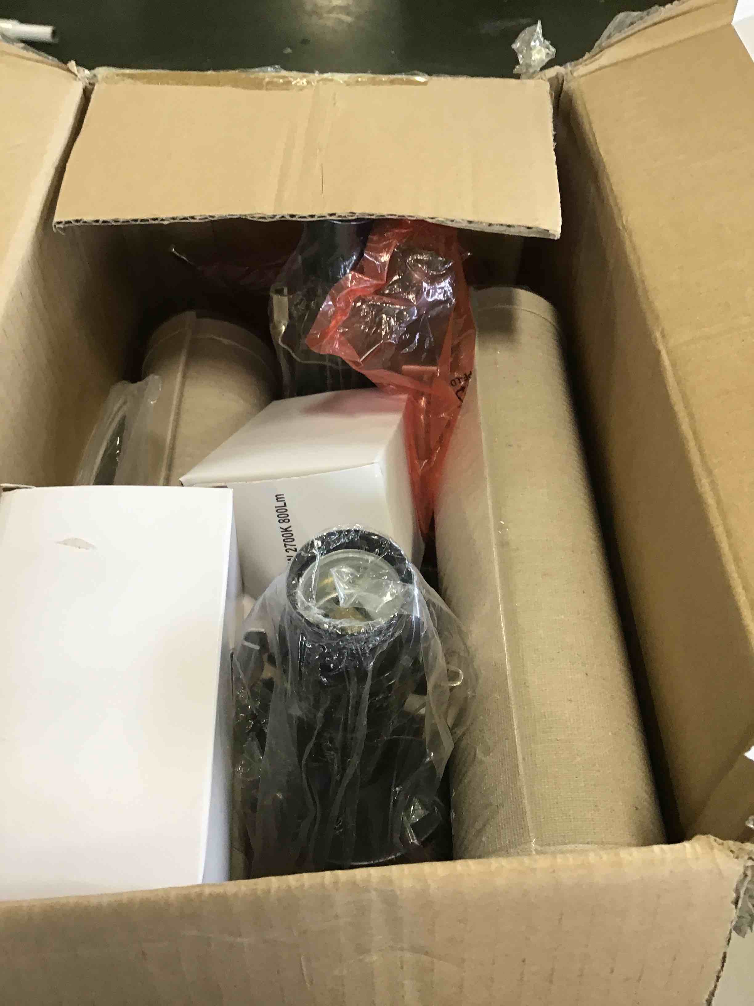 https://s3.amazonaws.com/lotting-images-prod/bidfta/BLU6277811_1713366409179.jpeg