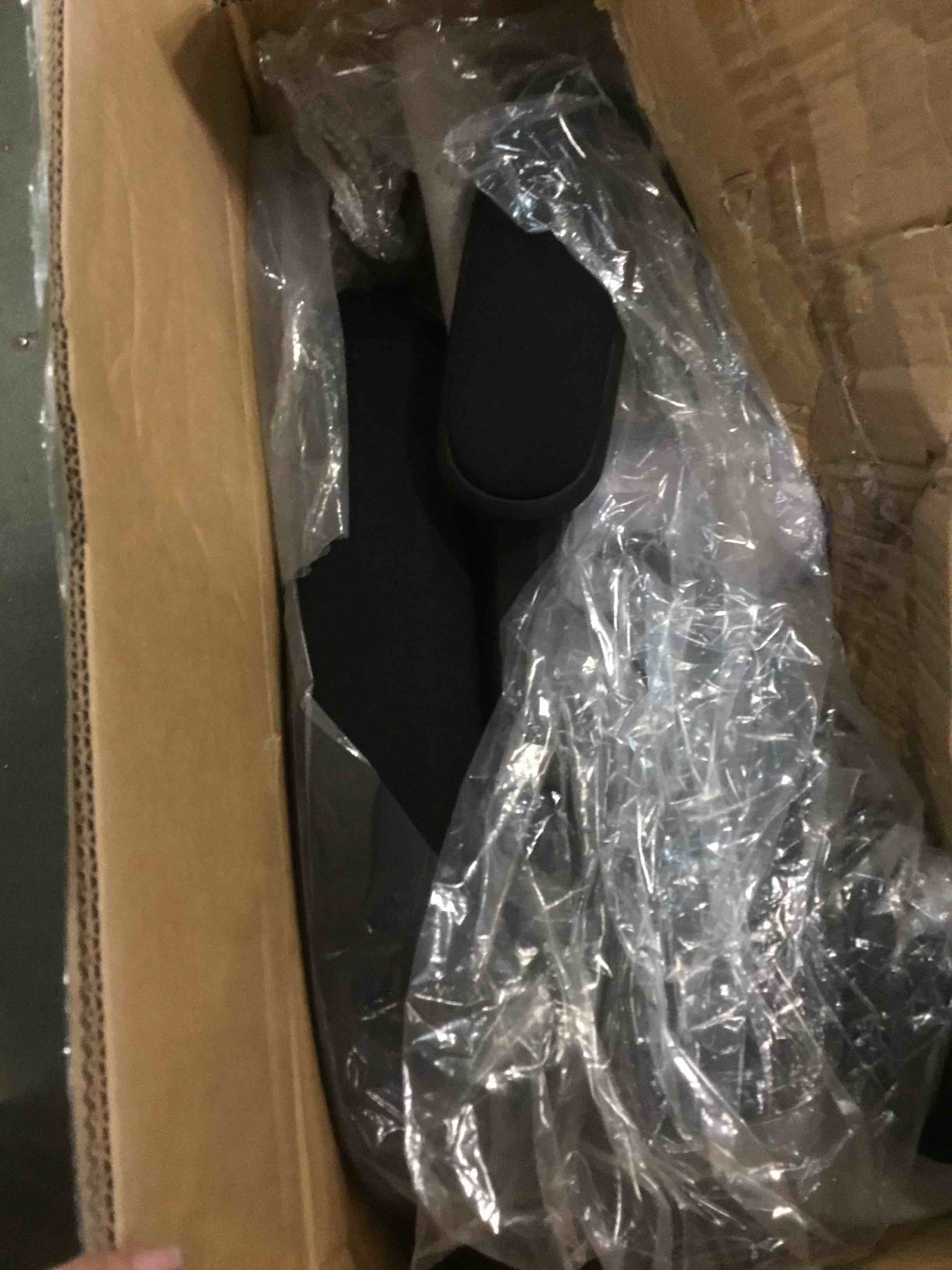 https://s3.amazonaws.com/lotting-images-prod/bidfta/BLU6277952_1712516201876.jpeg