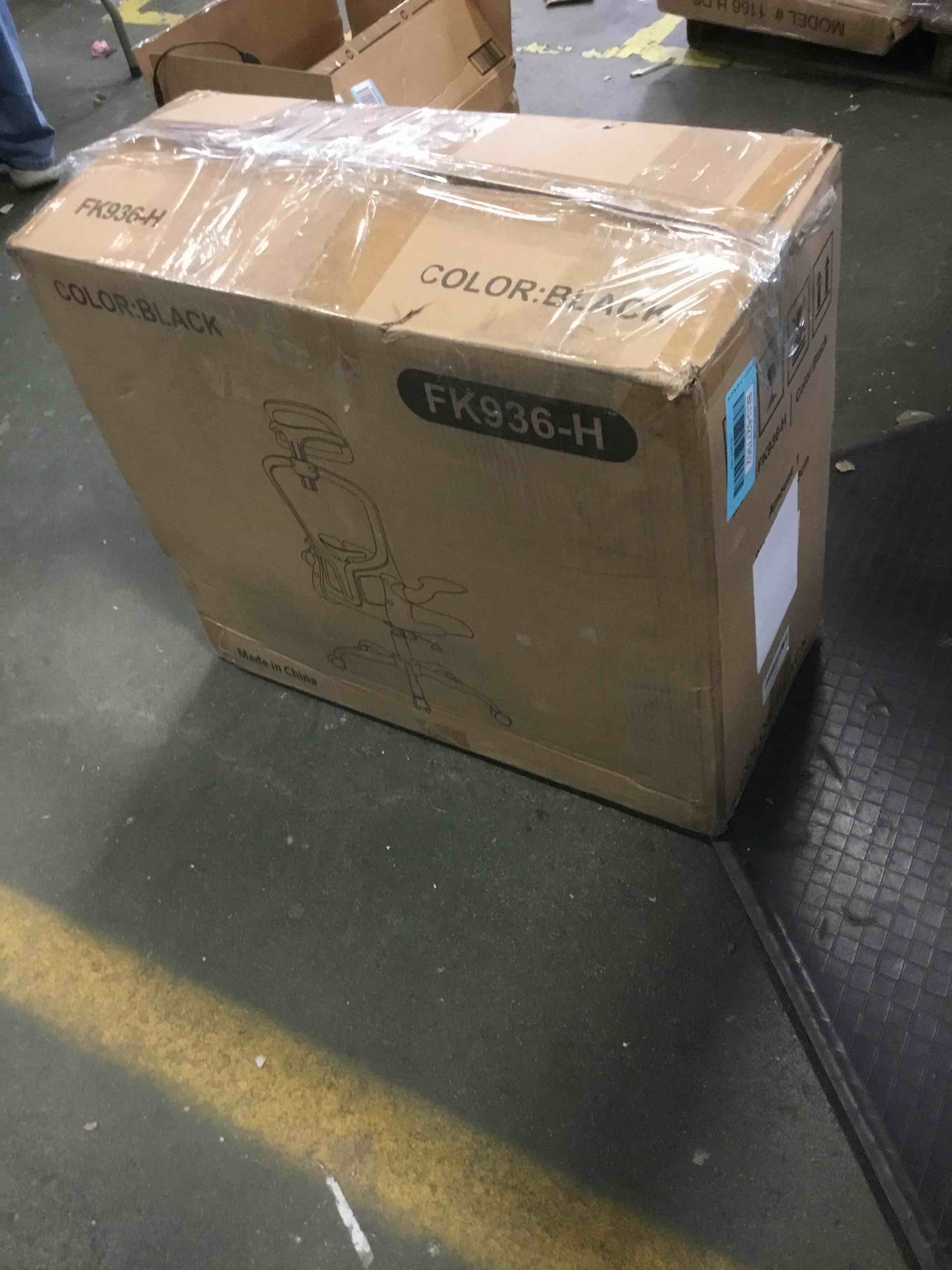 https://s3.amazonaws.com/lotting-images-prod/bidfta/BLU6277952_1712516239848.jpeg