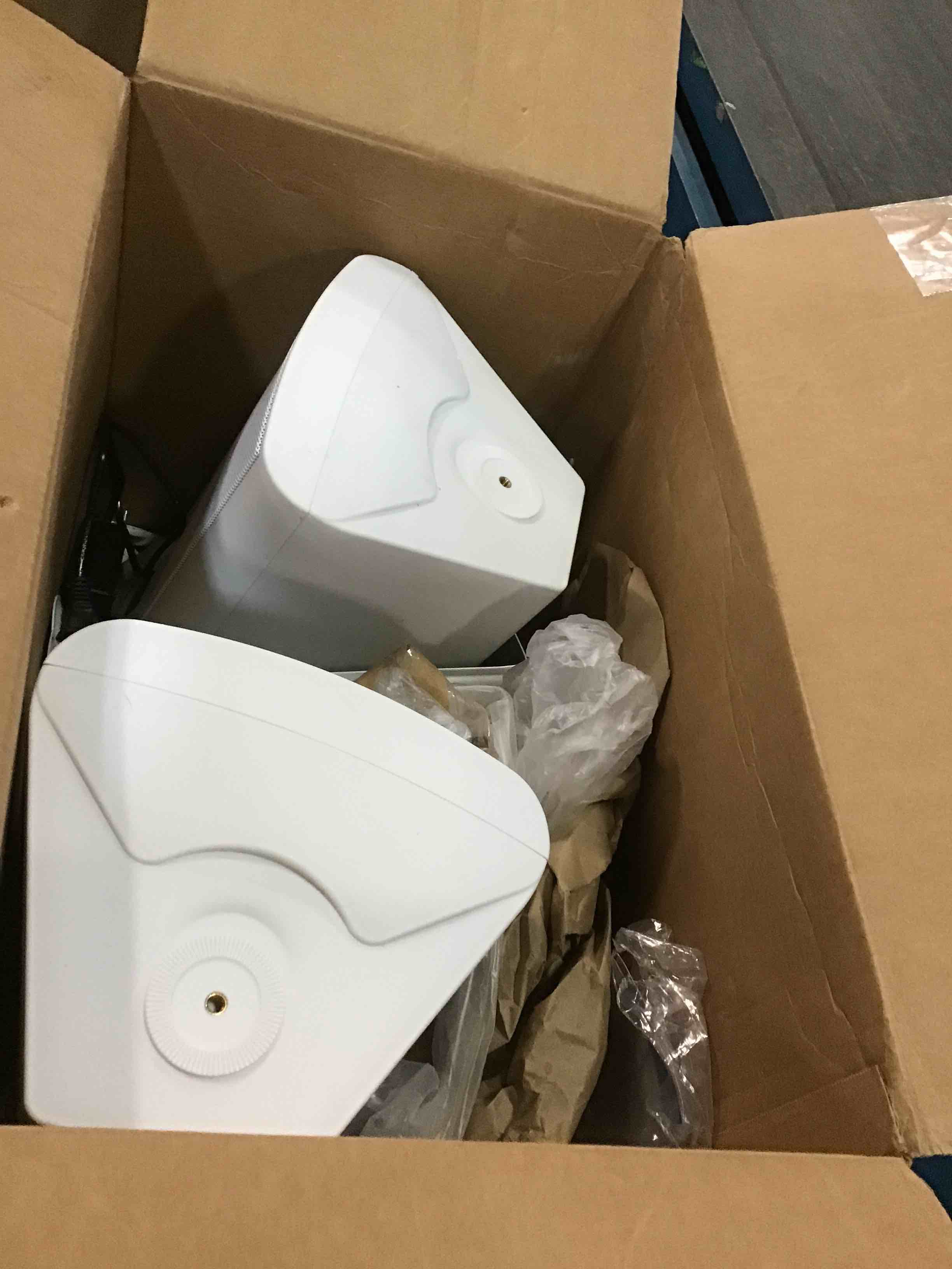 https://s3.amazonaws.com/lotting-images-prod/bidfta/BLU6278106_1712761913052.jpeg