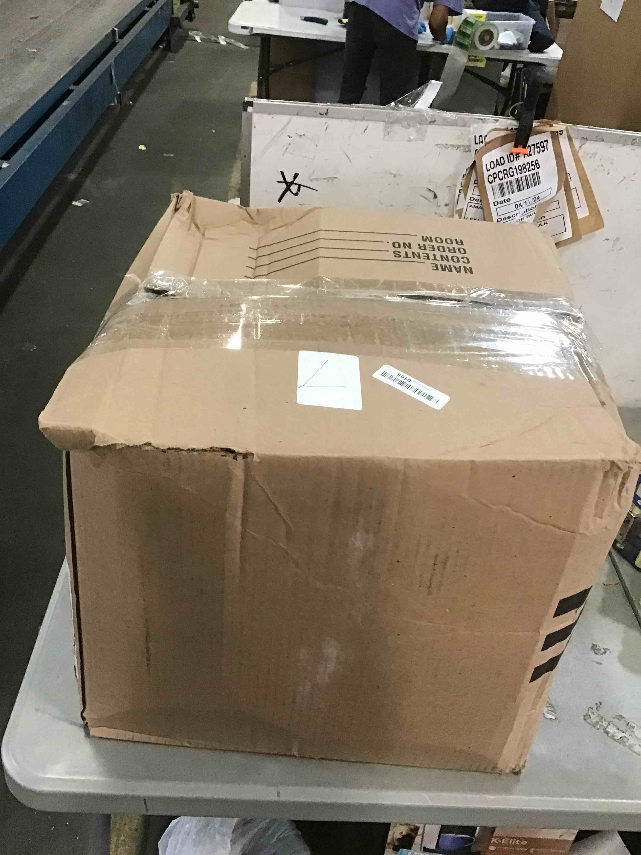 https://s3.amazonaws.com/lotting-images-prod/bidfta/BLU6278392_1712858381298.jpeg
