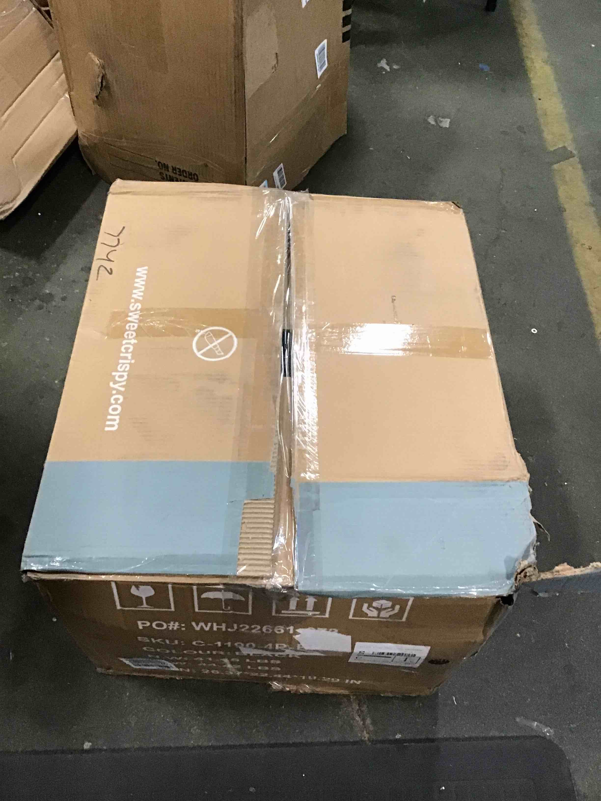 https://s3.amazonaws.com/lotting-images-prod/bidfta/BLU6278713_1713353384748.jpeg