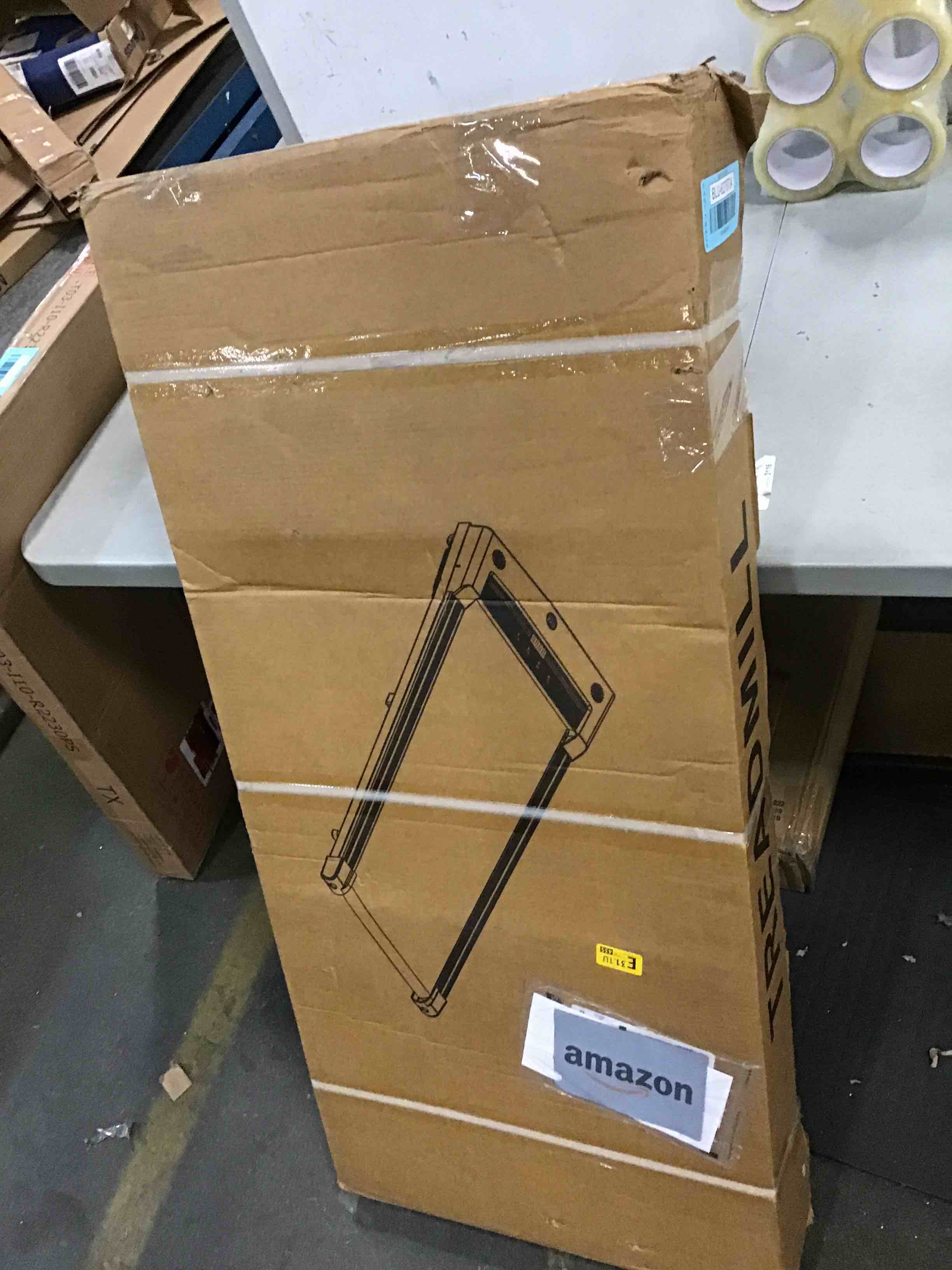 https://s3.amazonaws.com/lotting-images-prod/bidfta/BLU6278734_1713356341903.jpeg