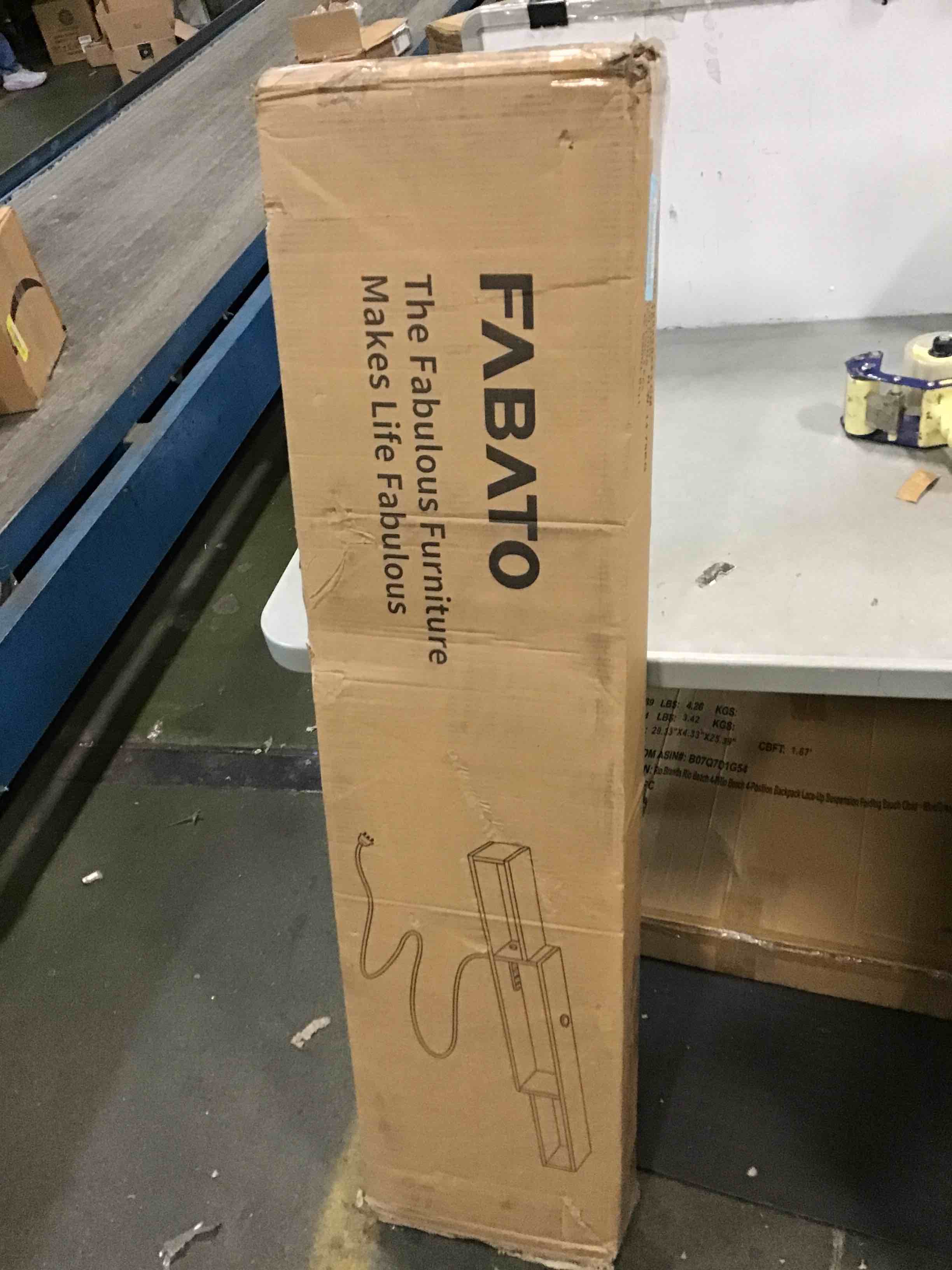 https://s3.amazonaws.com/lotting-images-prod/bidfta/BLU6278743_1713357195188.jpeg